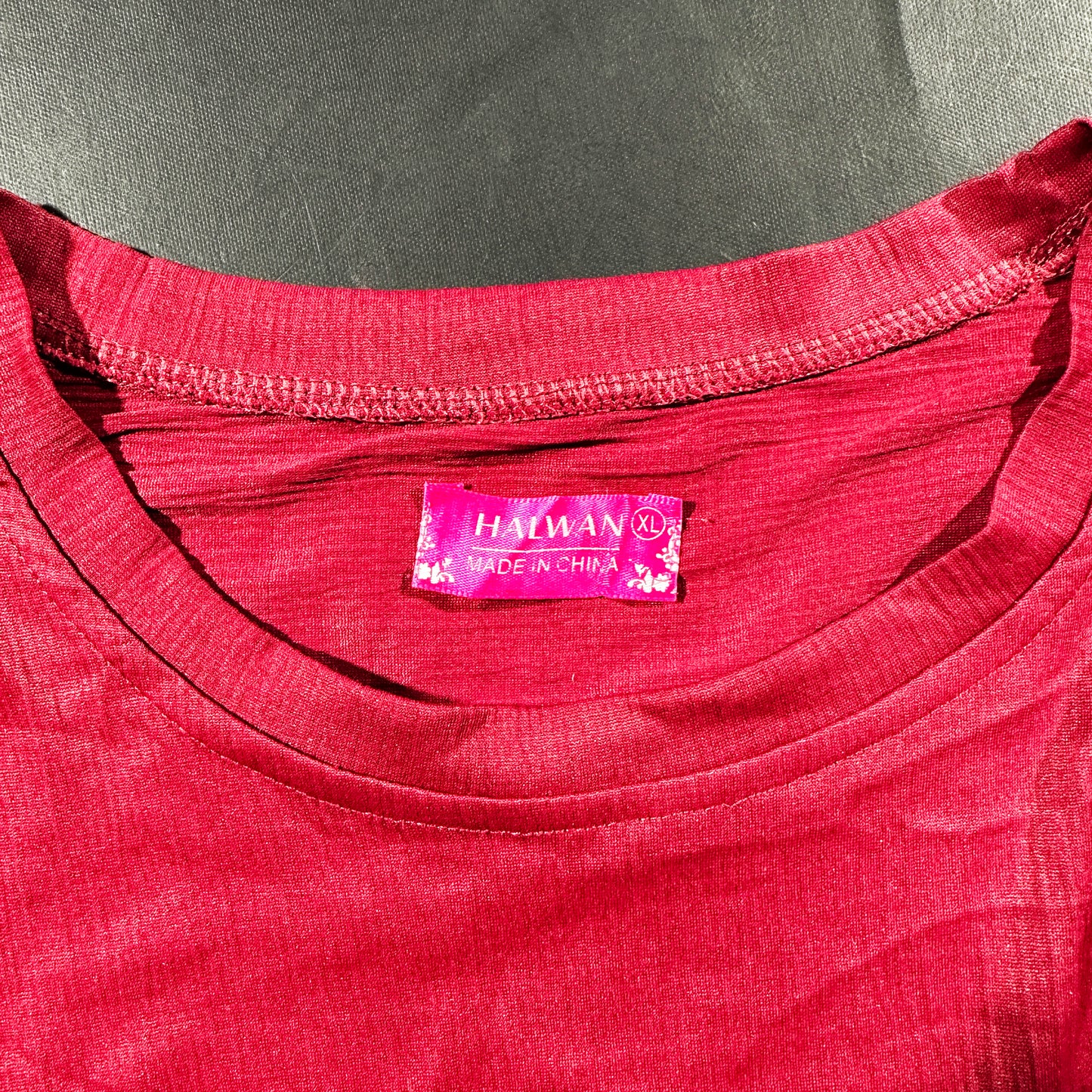 T-shirt - Burgundy - Size XL