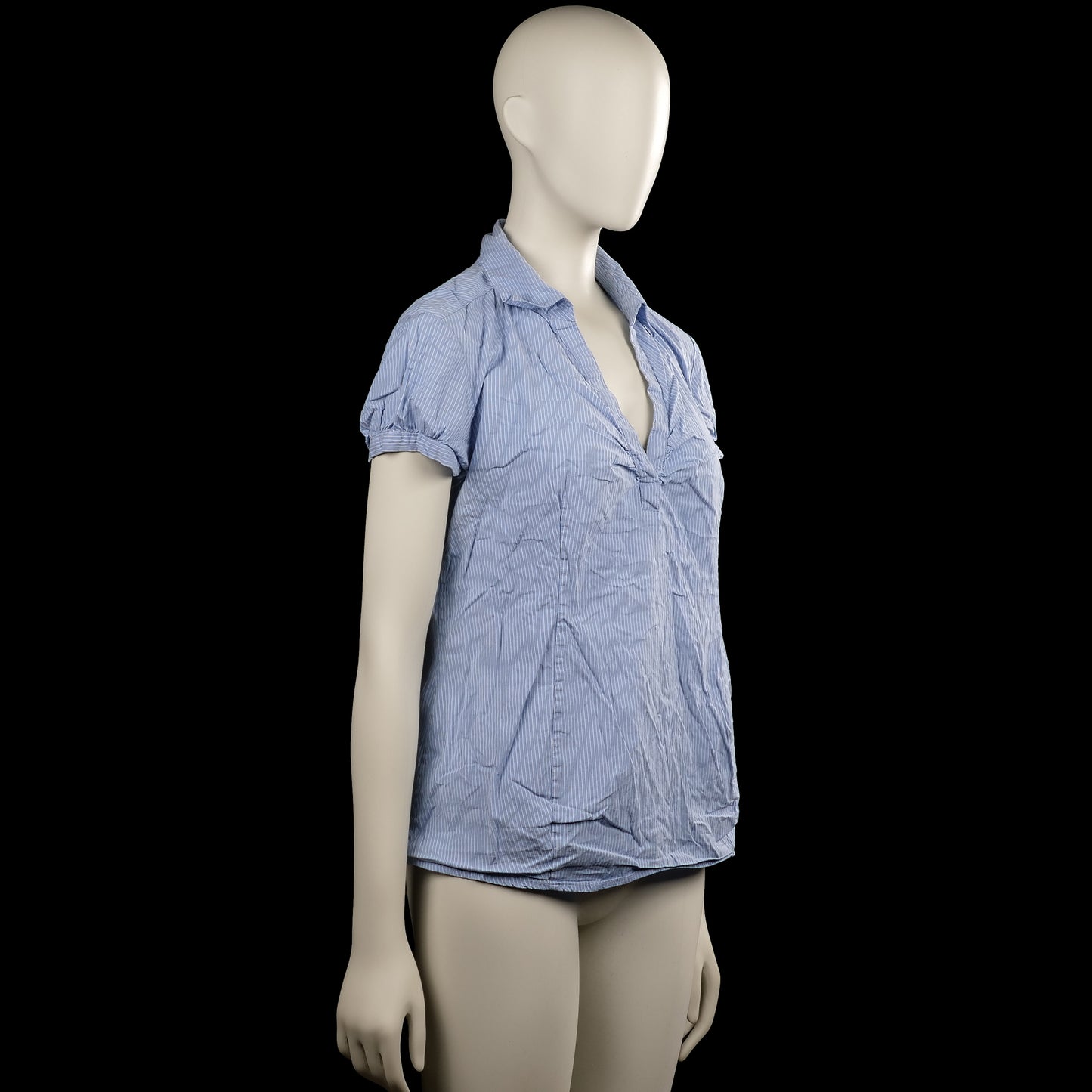 T-shirt - Light Blue & White - Size M