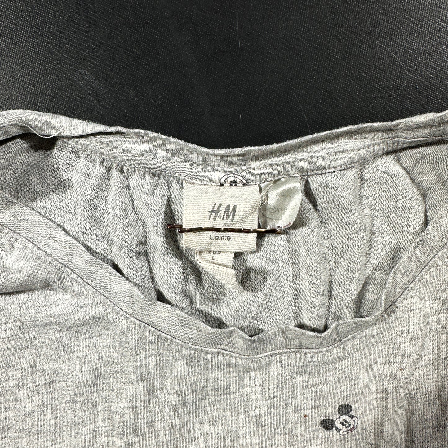 T-shirt - Light Gray & Black - Size L