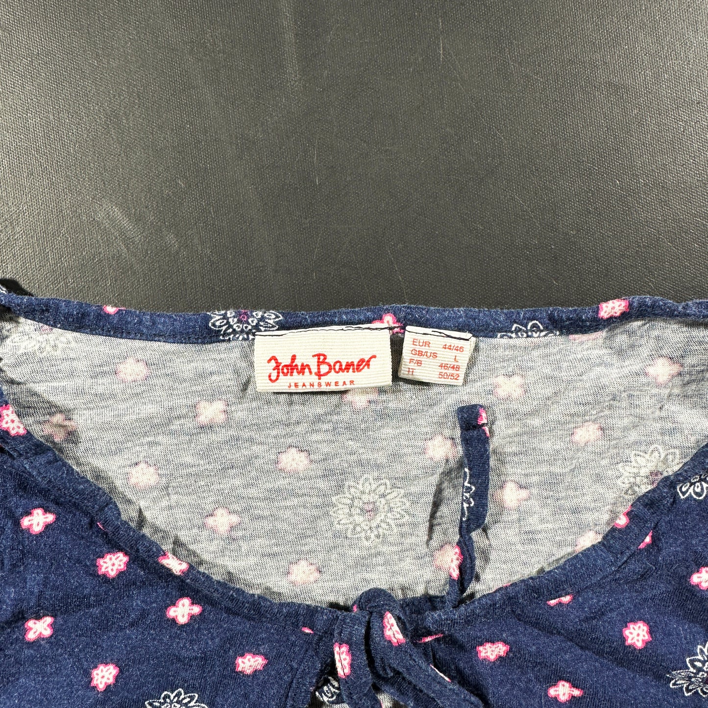 T-shirt - Navy & Pink - Size 44, 46