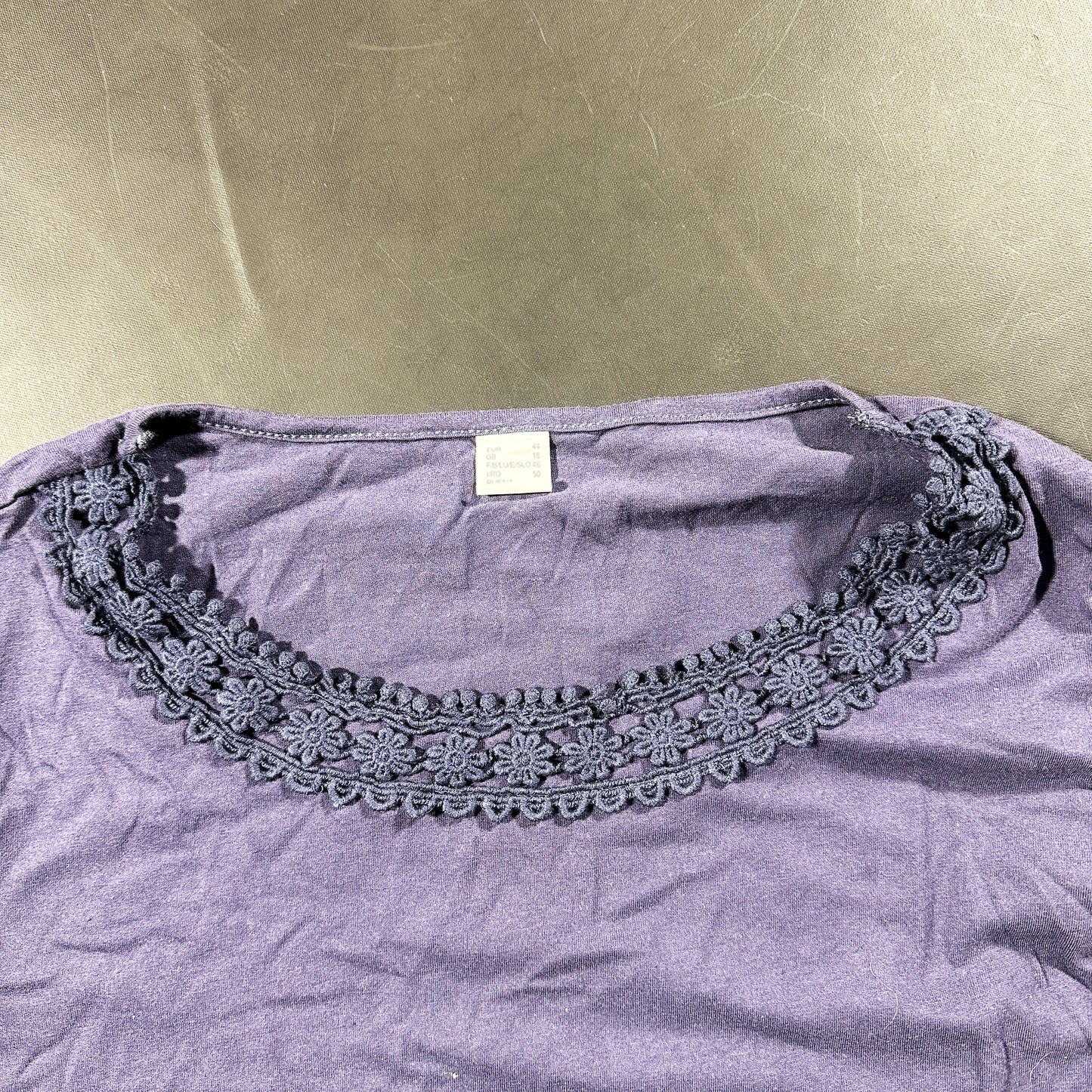 T-shirt - Purple - Size 44