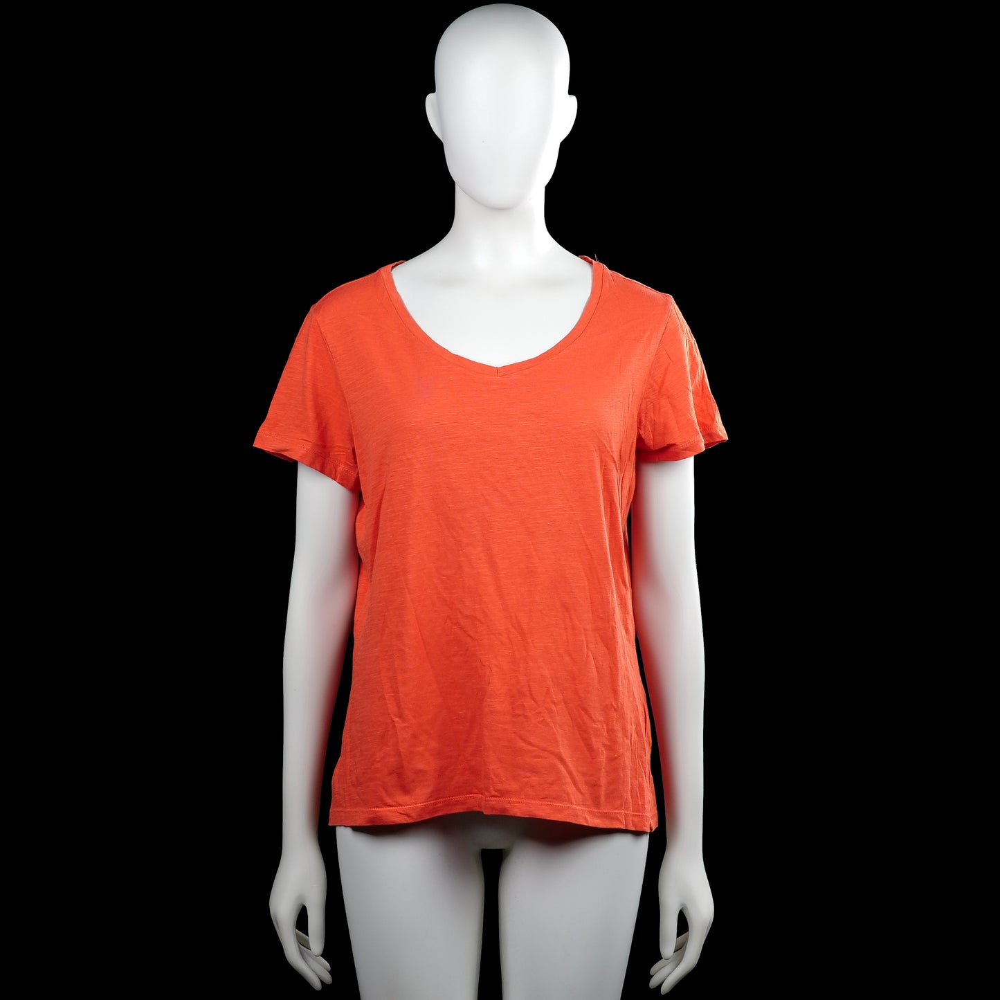 Firefly - T-shirt - Orange - Size S - Solid orange short-sleeve top with a V-neckline and plain cuffs. Straight hem with no visible closures or pockets.