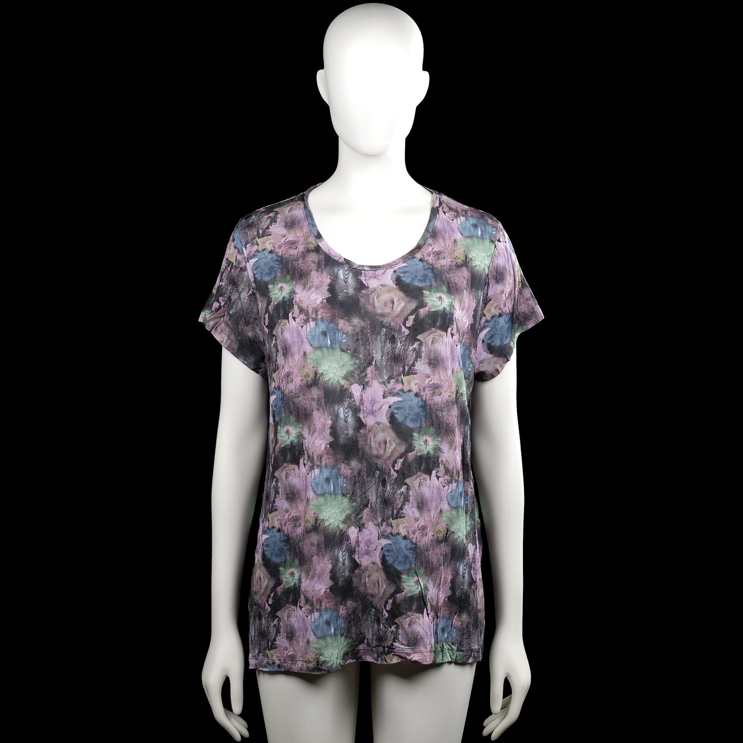 Mywear - T-shirt - Purple & Black - Size M - Purple and black floral top with a scoop neckline and short sleeves. Straight hem with no visible closures.