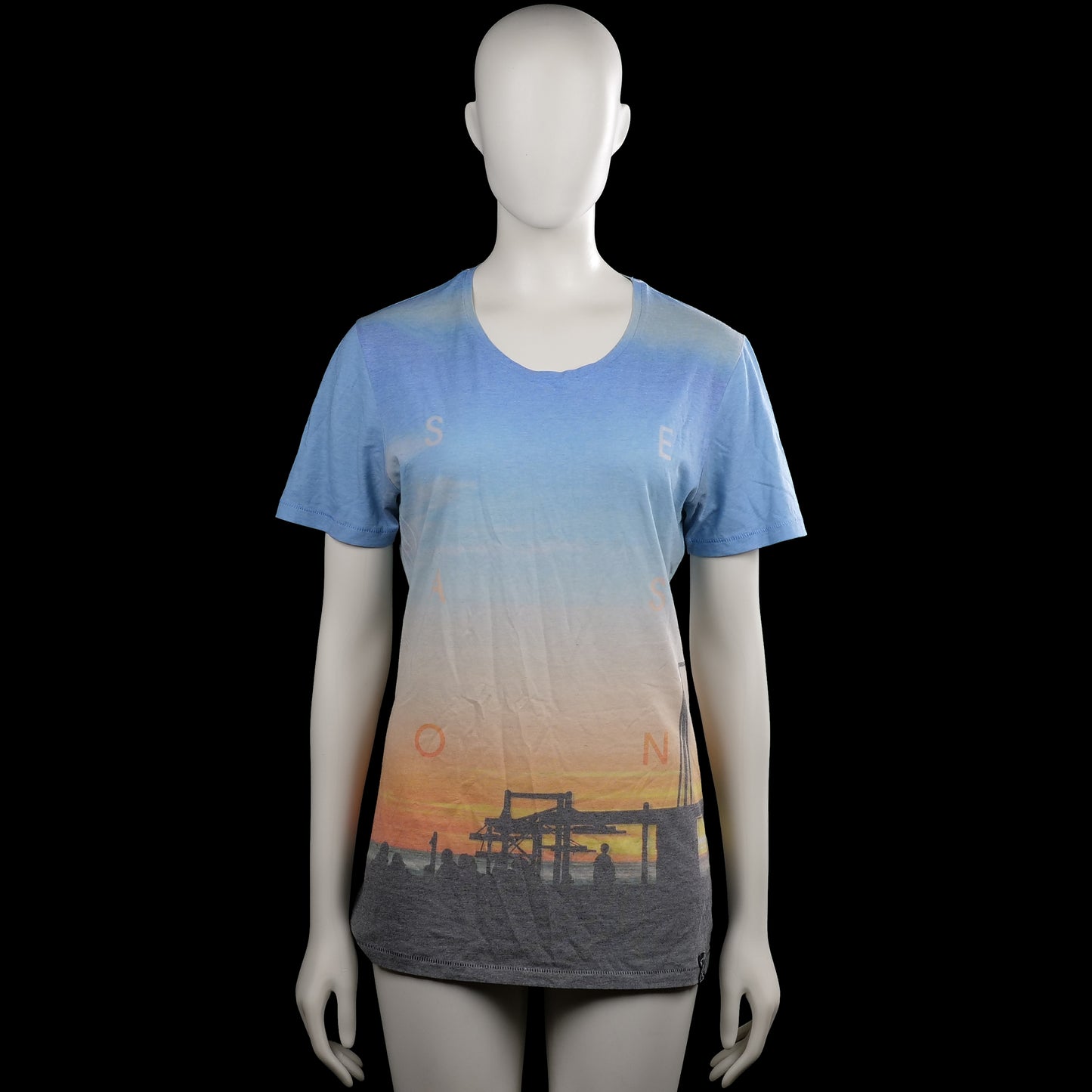 Non grada - T-shirt - Multicolored - Size M - Multicolored short-sleeve top with a round neckline and straight hem. Features a large landscape-style print with faint lettering and plain sleeve cuffs.