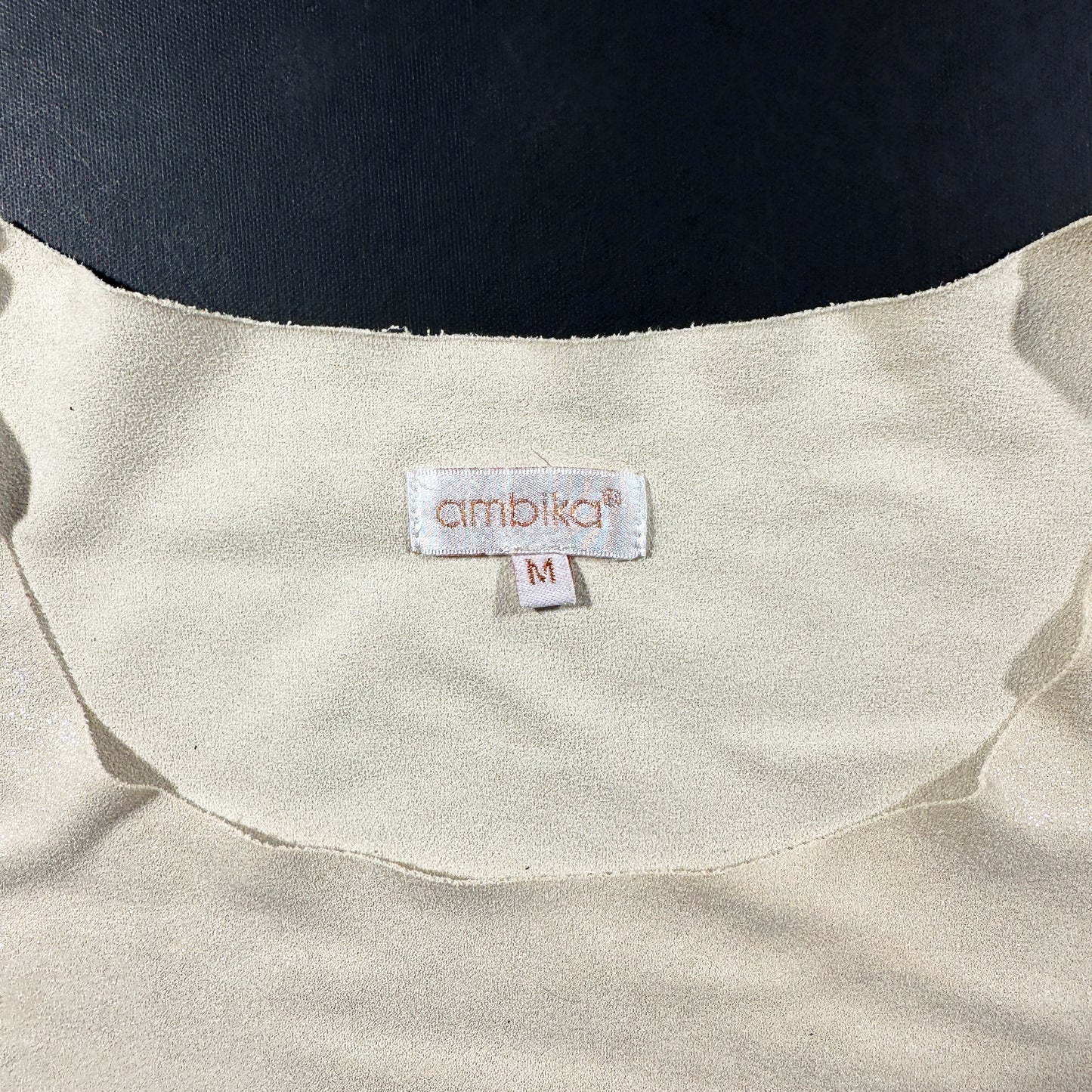 T-shirt - Beige - Size M