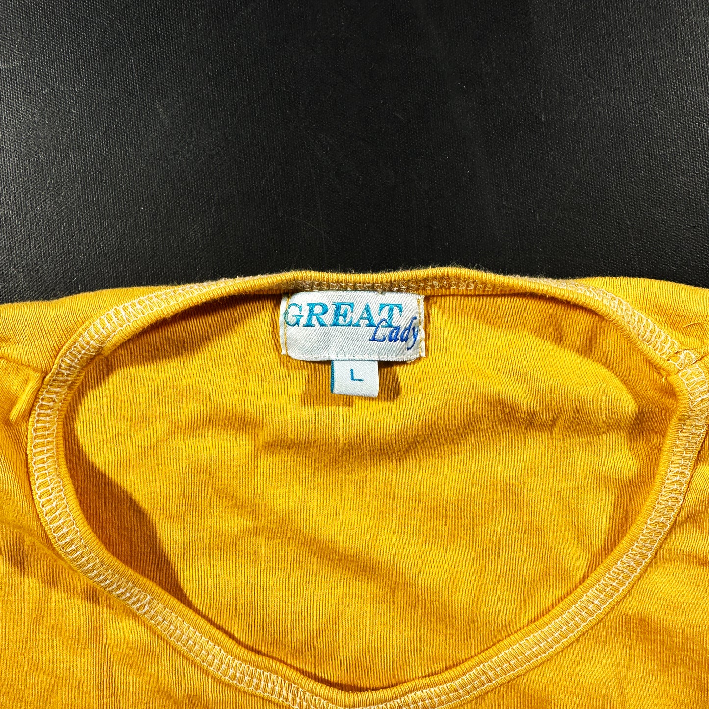 T-shirt - Mustard - Size L