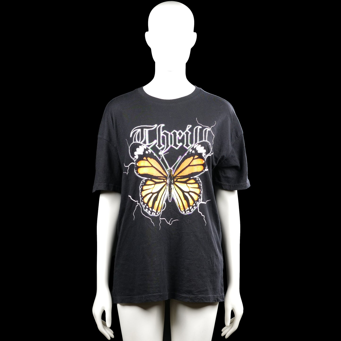 Fb Sister - T-shirt - Black - Size XS - Black short-sleeve T-shirt with a round neck and straight hem. Features a large front graphic print with lettering and a butterfly.