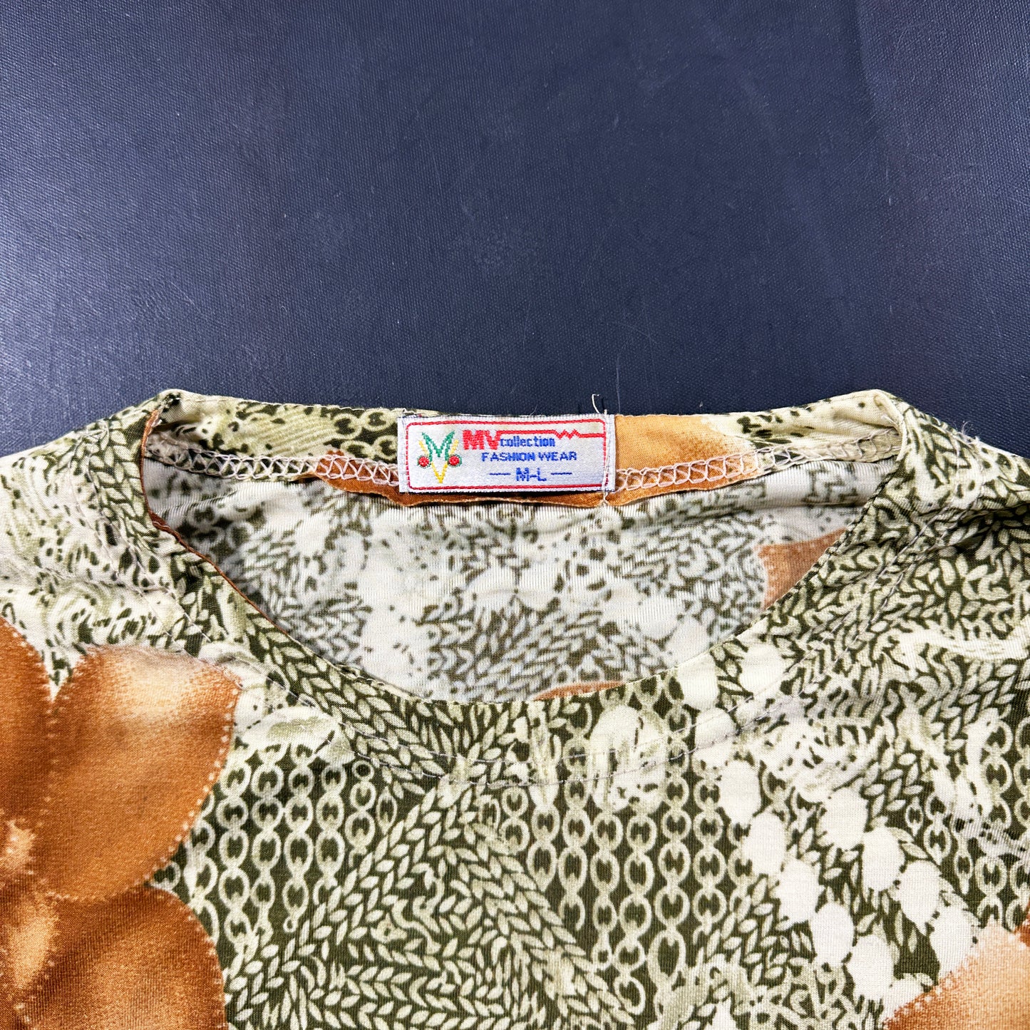 Long-sleeve top - Olive & Brown - Size M, L
