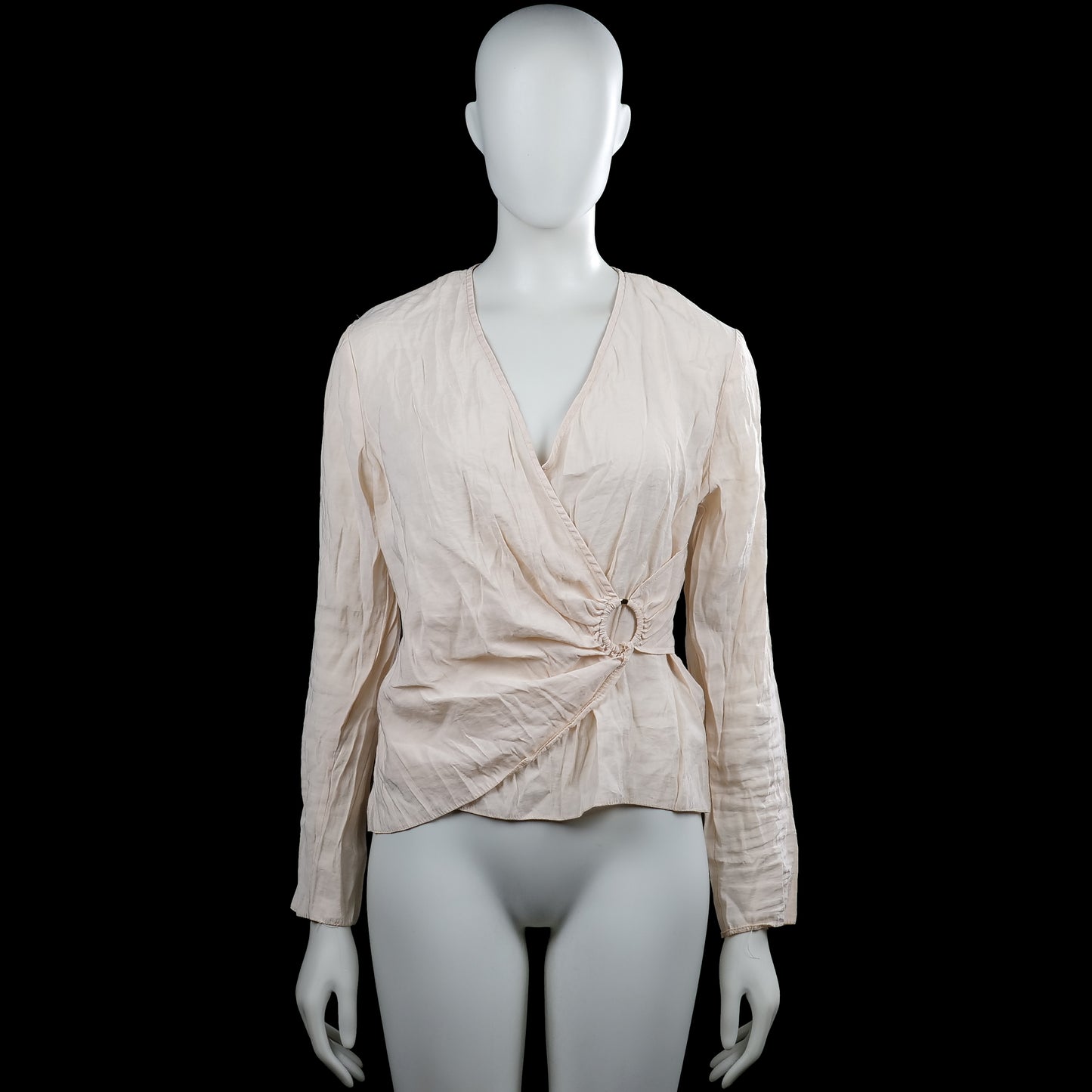 Kappahl - Blouse - Ivory - Size 38 - Ivory solid long-sleeve top with a V-neck wrap-style front and a circular ring detail at the waist. Straight hem and plain cuffs.