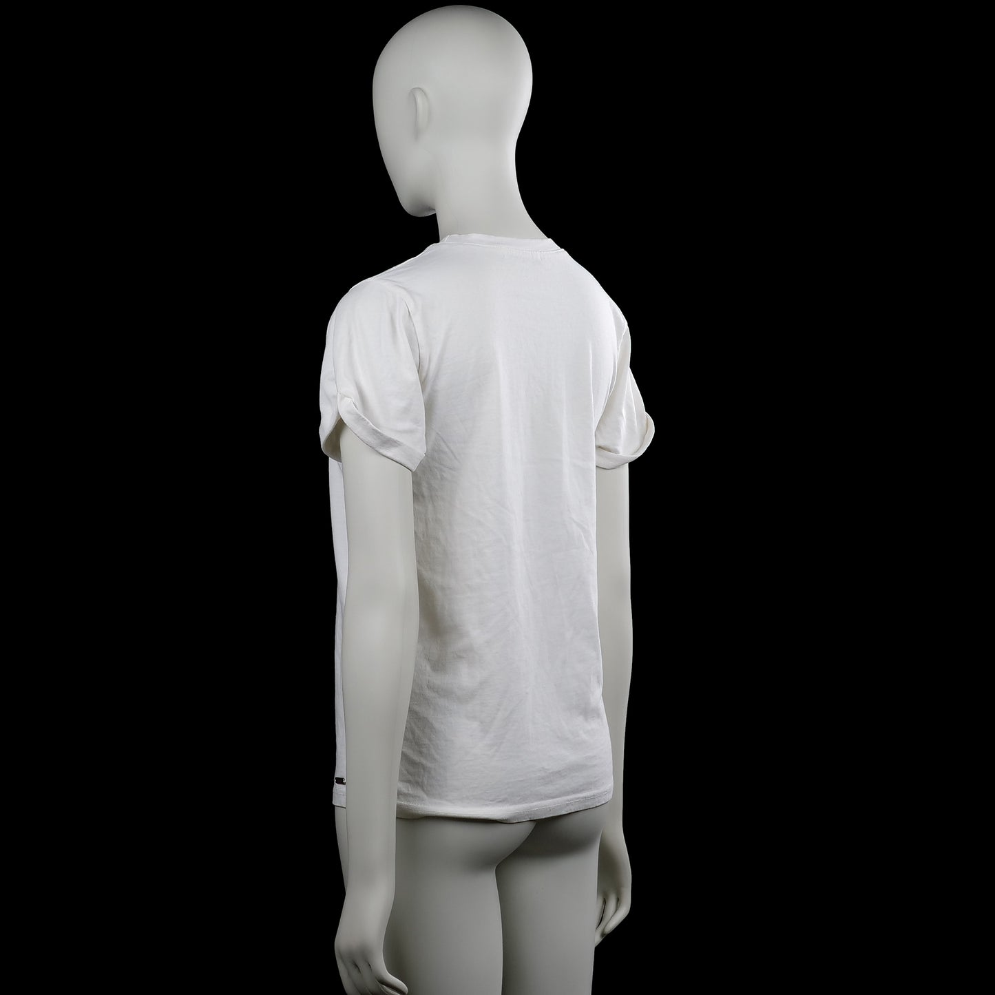 T-shirt - White - Size M, L