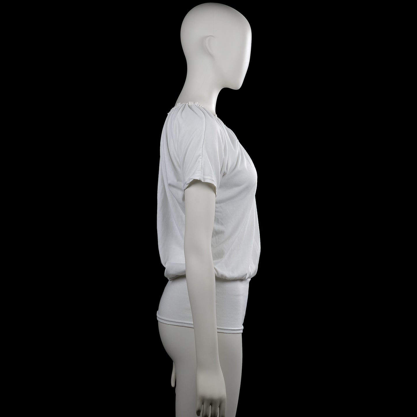T-shirt - White - Size M