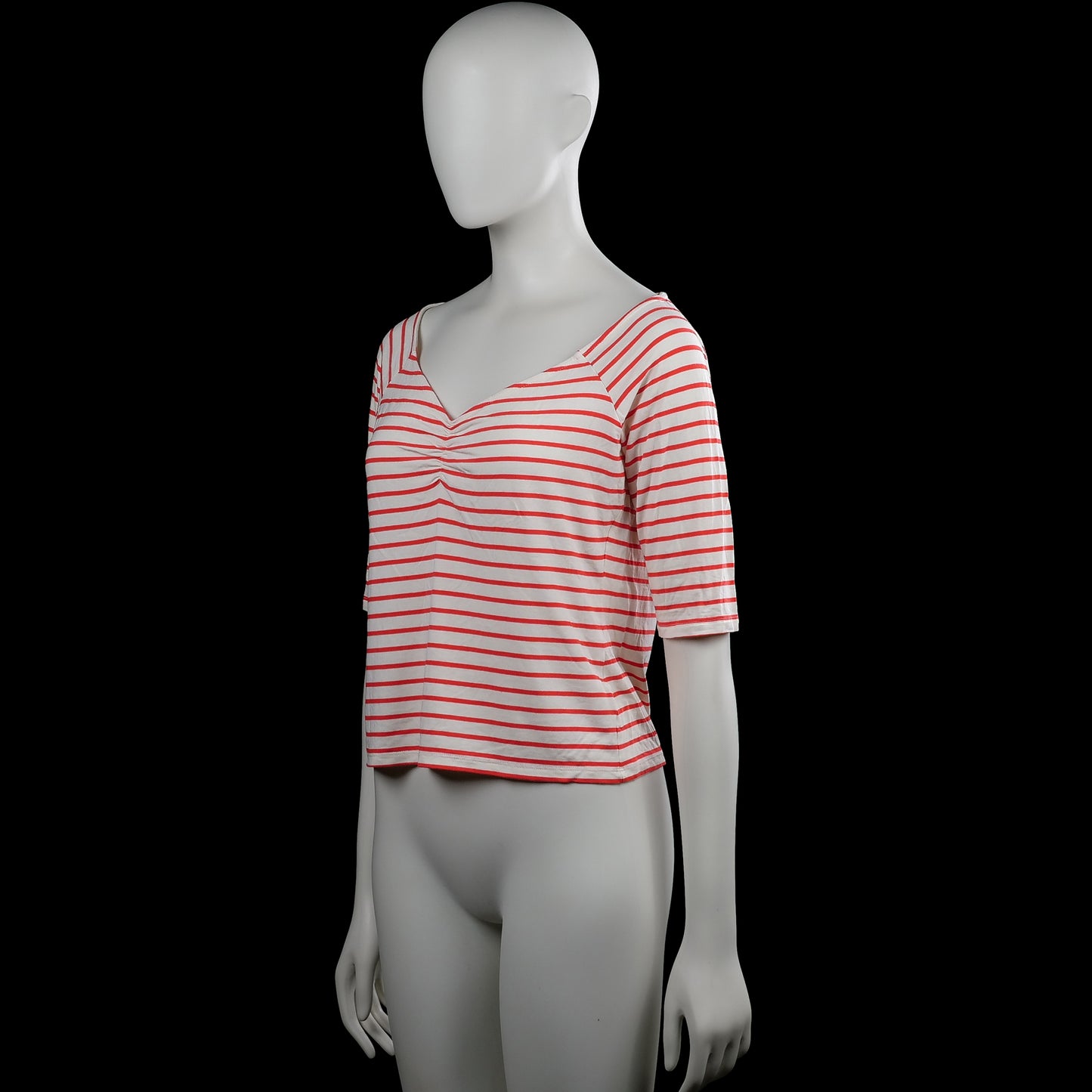 T-shirt - White & Red - Size S