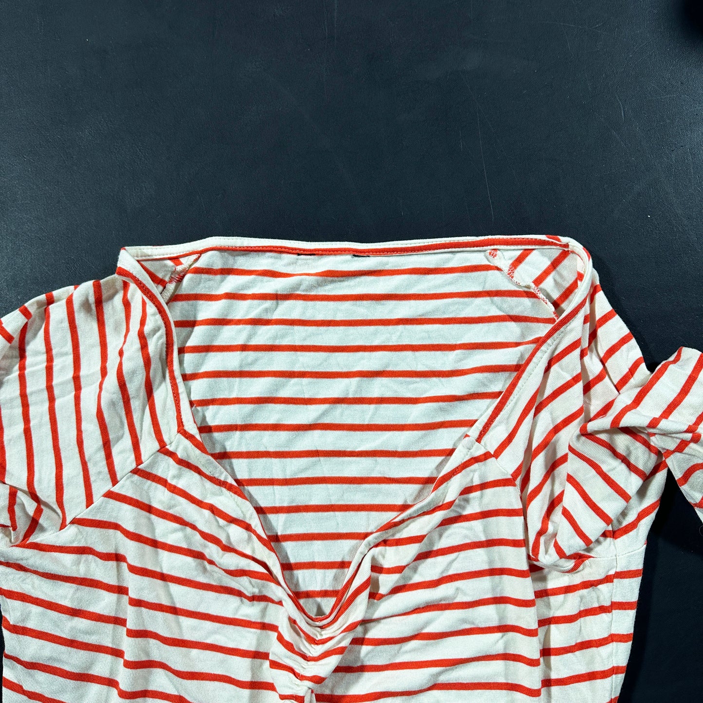 T-shirt - White & Red - Size S