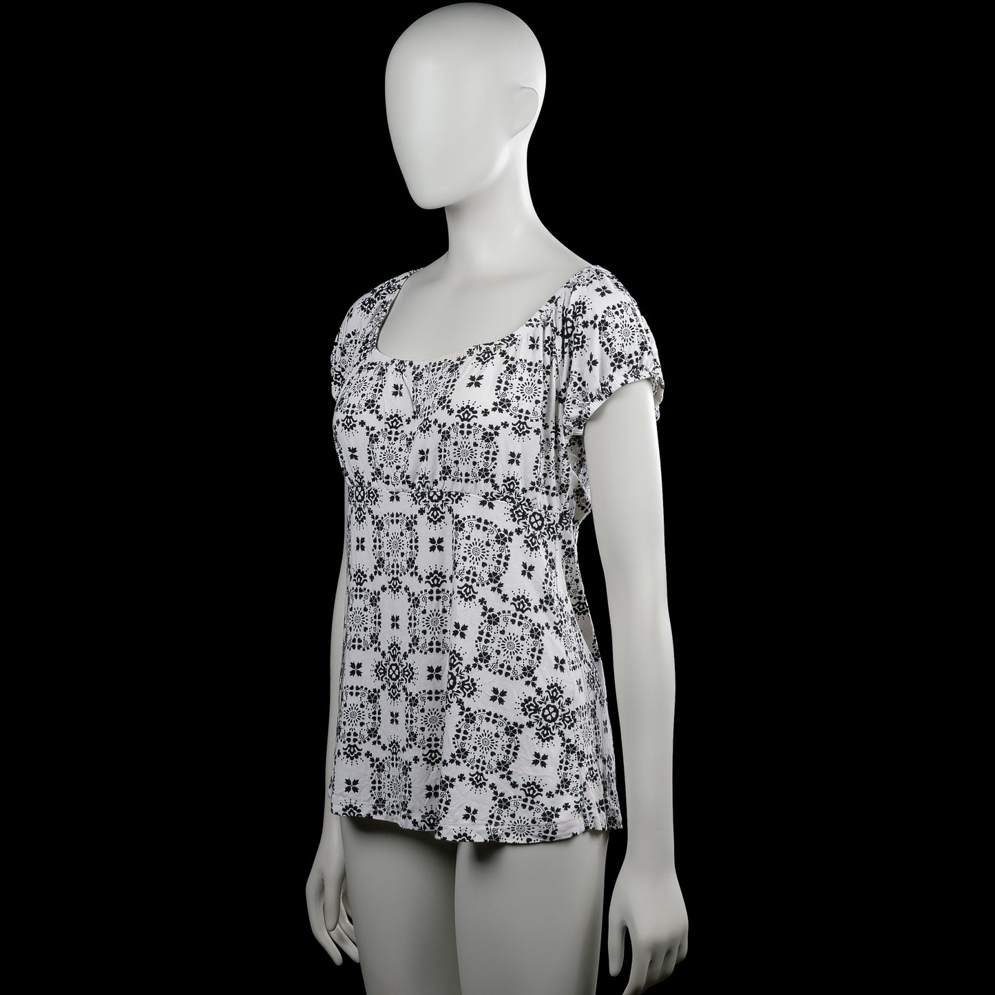 Blouse - White & Black - Size M