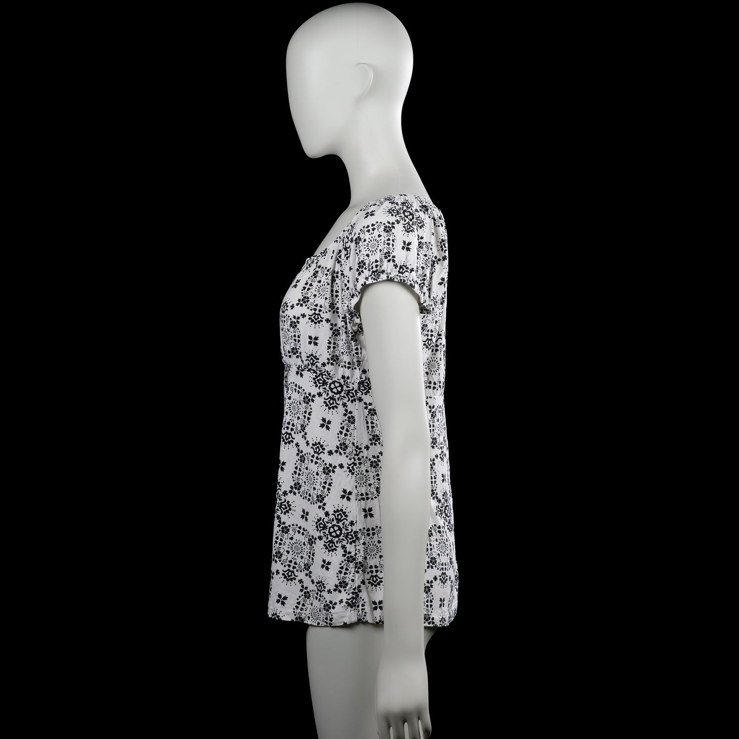 Blouse - White & Black - Size M