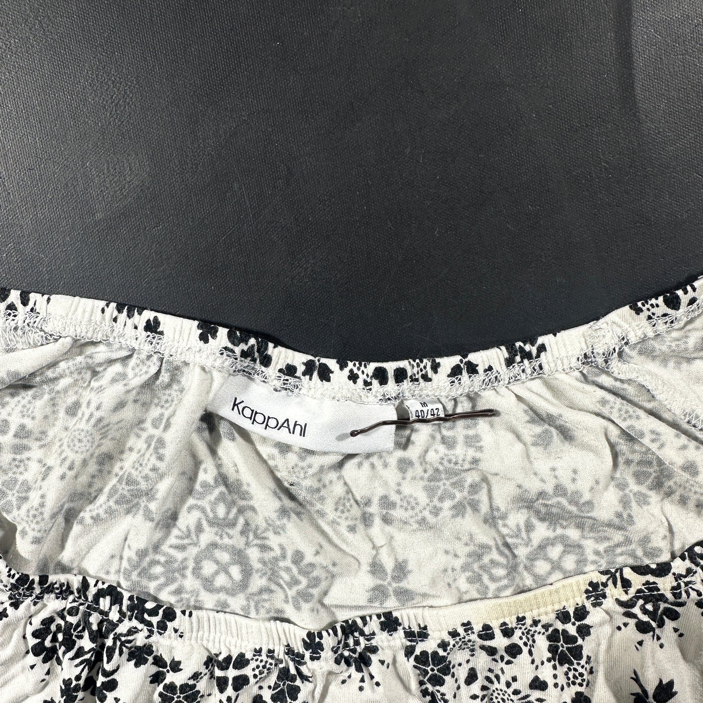 Blouse - White & Black - Size M