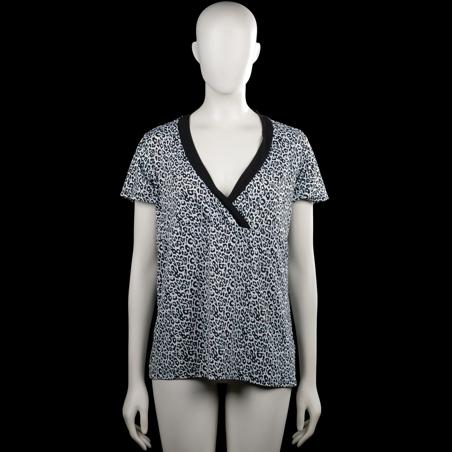 Studio badgley mischka - T-shirt - White & Black - Size S - White and black leopard-pattern top with a V-neck and black trim. Short sleeves with plain cuffs and a straight hem.