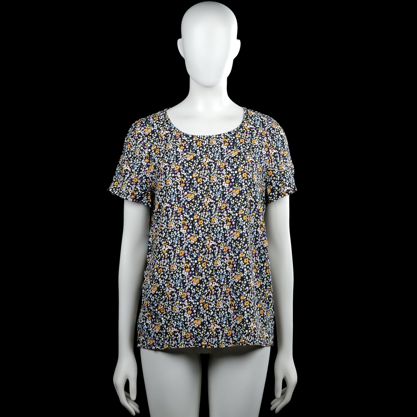 Vero Moda - T-shirt - Multicolored - Size L - Multicolored floral top with a scoop neckline and short sleeves. Straight hem and plain sleeve cuffs.