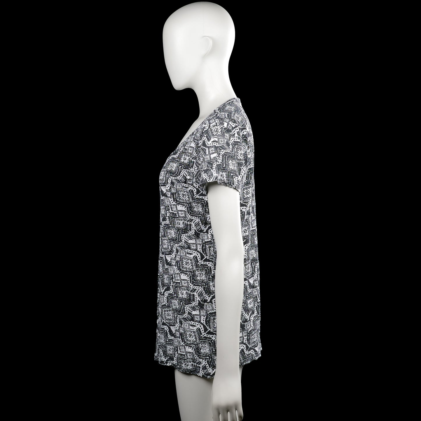 T-shirt - Black & White - Size L