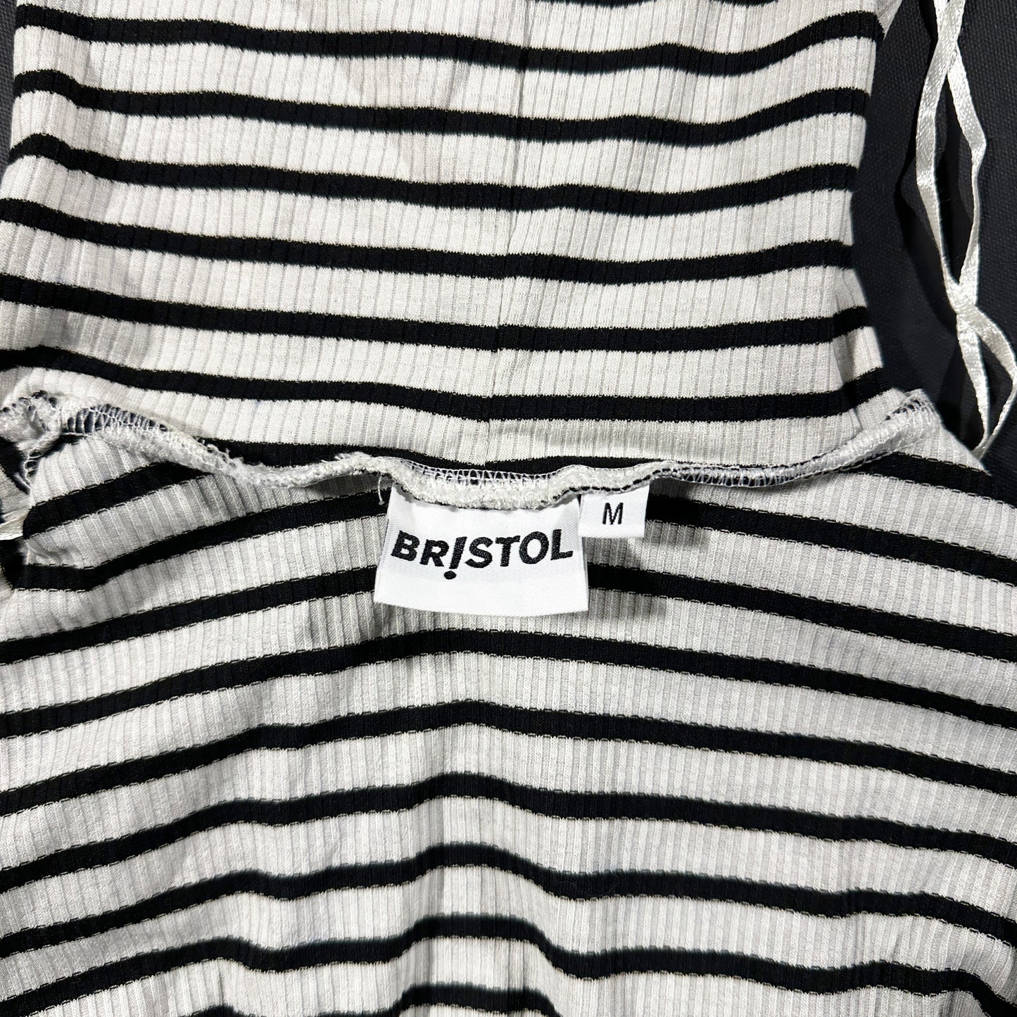 Turtleneck - White & Black - Size M