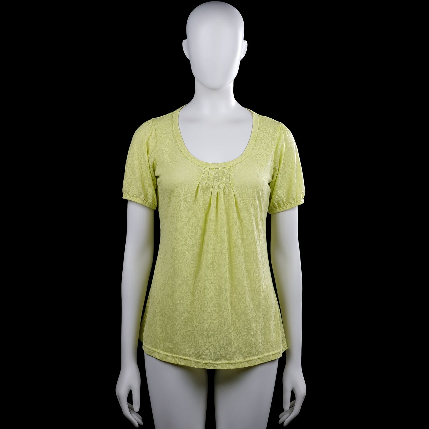 Flash - T-shirt - Lime - Size S - Lime top with a subtle all-over print, scoop neckline, and short sleeves with plain cuffs. Features pleats at the center front and a curved hem.