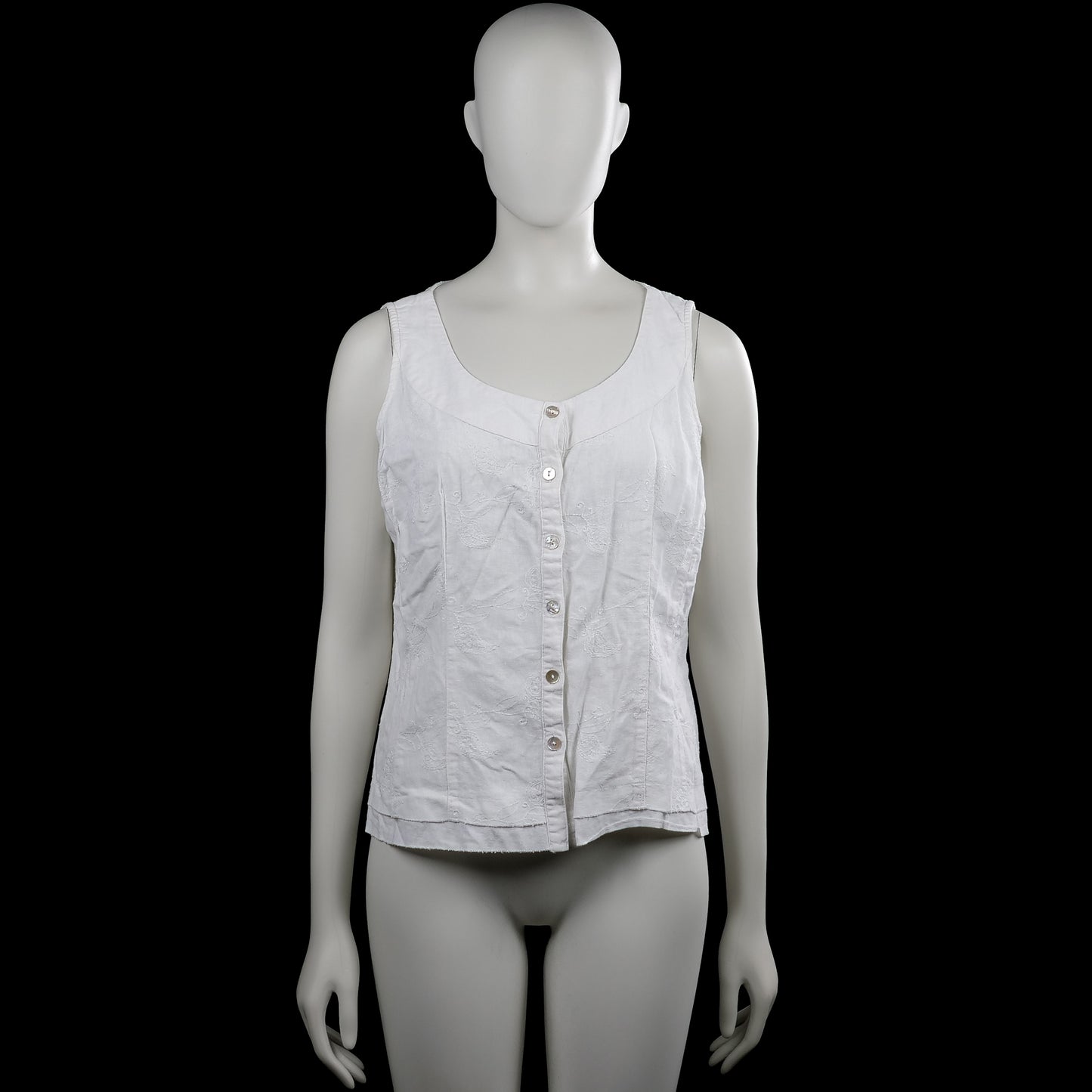 Signature experience - Blouse - White - Size M - White sleeveless top with a scoop neckline and a front button placket. Features a straight hem.