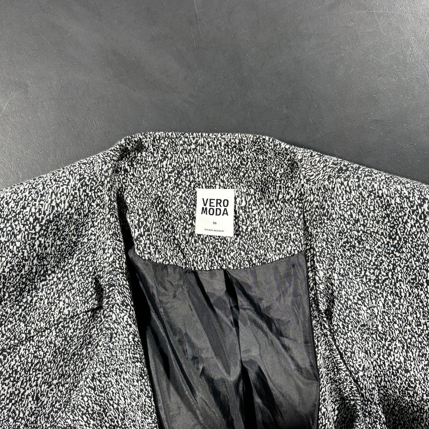 Blazer - Gray & Black - Size 36