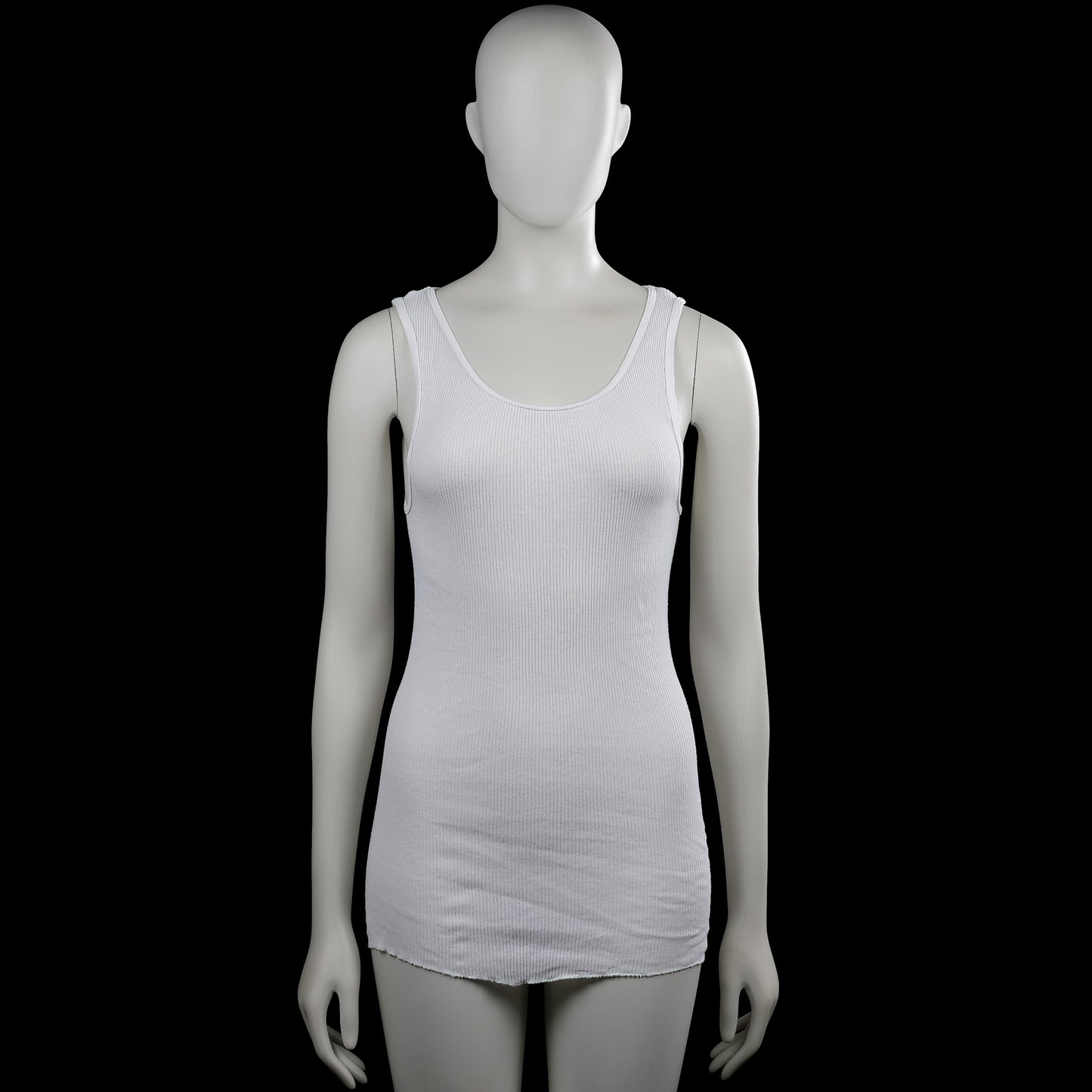 Tank top - White - Size S - White solid sleeveless top with a scoop neckline and wide shoulder straps. Straight hem with no visible closures or pockets.