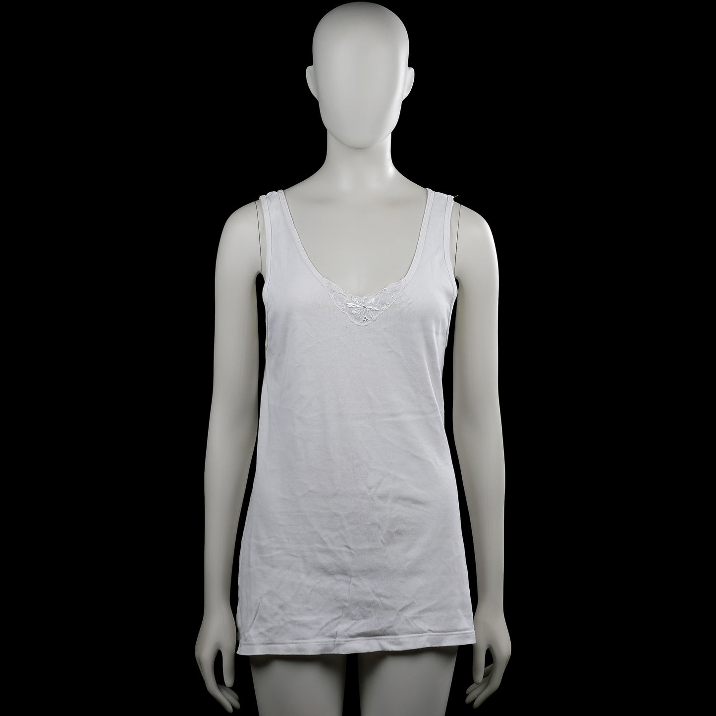 Tank top - White - Size 52 - White solid sleeveless tank top with a scoop neckline and straight hem. Features a small lace detail at the center front neckline.