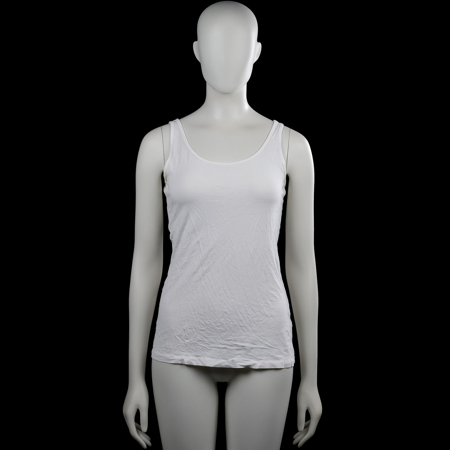 Kappahl - Tank top - White - Size S - White solid sleeveless top with a scoop neckline and wide shoulder straps. Straight hem with no visible closures.