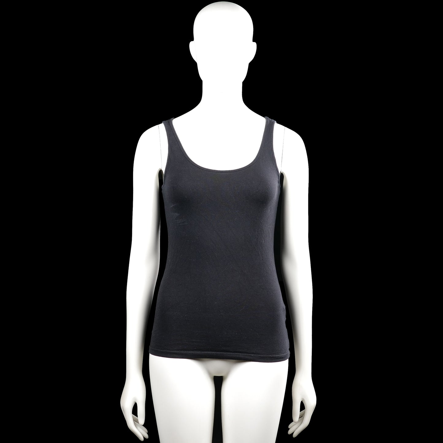 H&m basic - Tank top - Black - Size S - Black solid sleeveless top with a scoop neckline and wide shoulder straps. Straight hem with no visible closures or pockets.