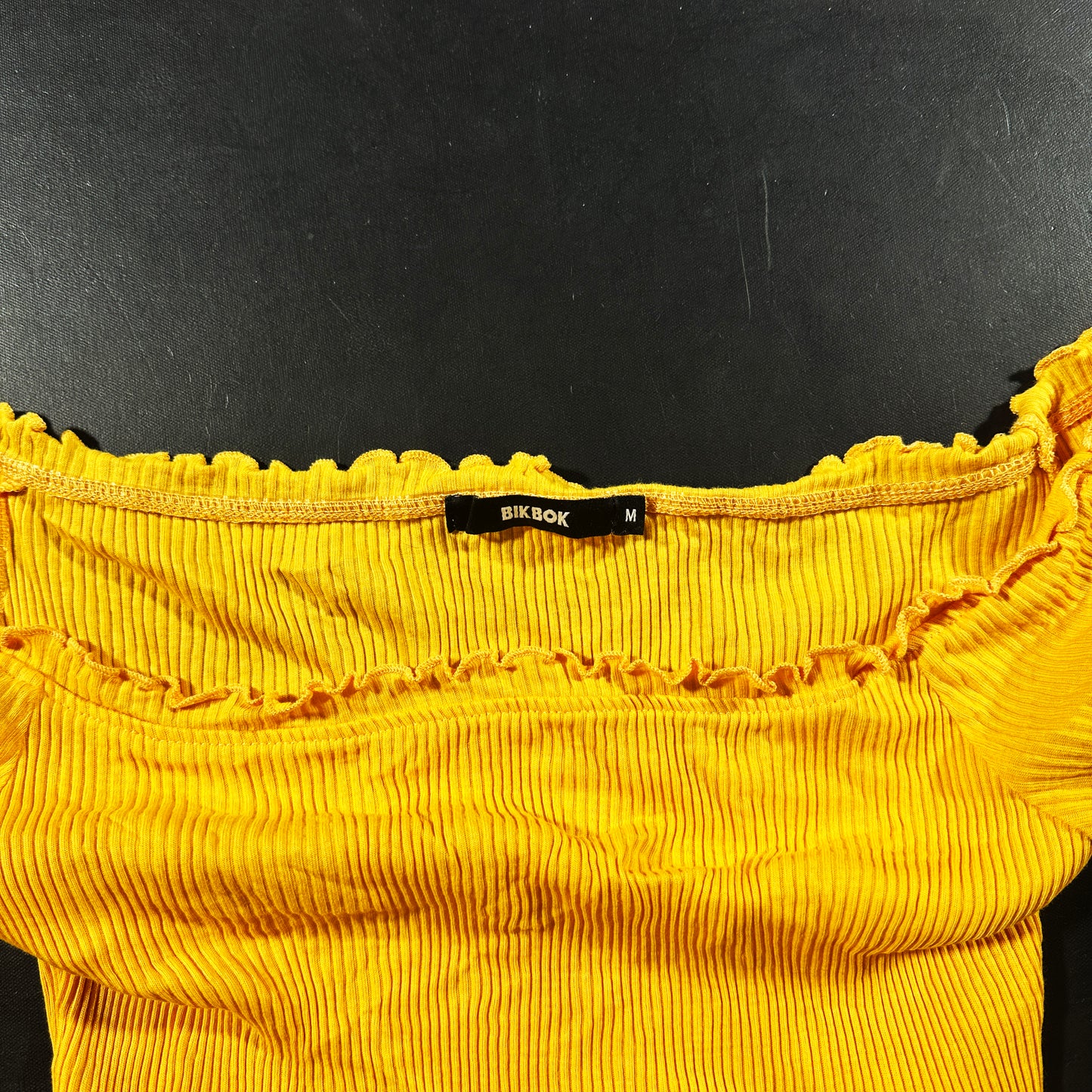 T-shirt - Mustard - Size M