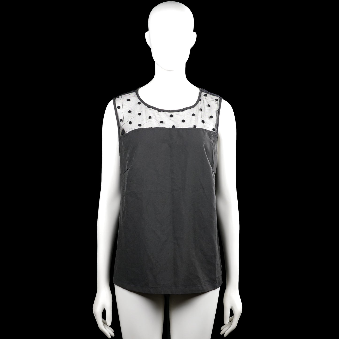 Shein - Tank top - Black & White - Size 1XL - Sleeveless top with a black body and a white upper yoke with black polka dots. Scoop neckline with plain trim and a straight hem.