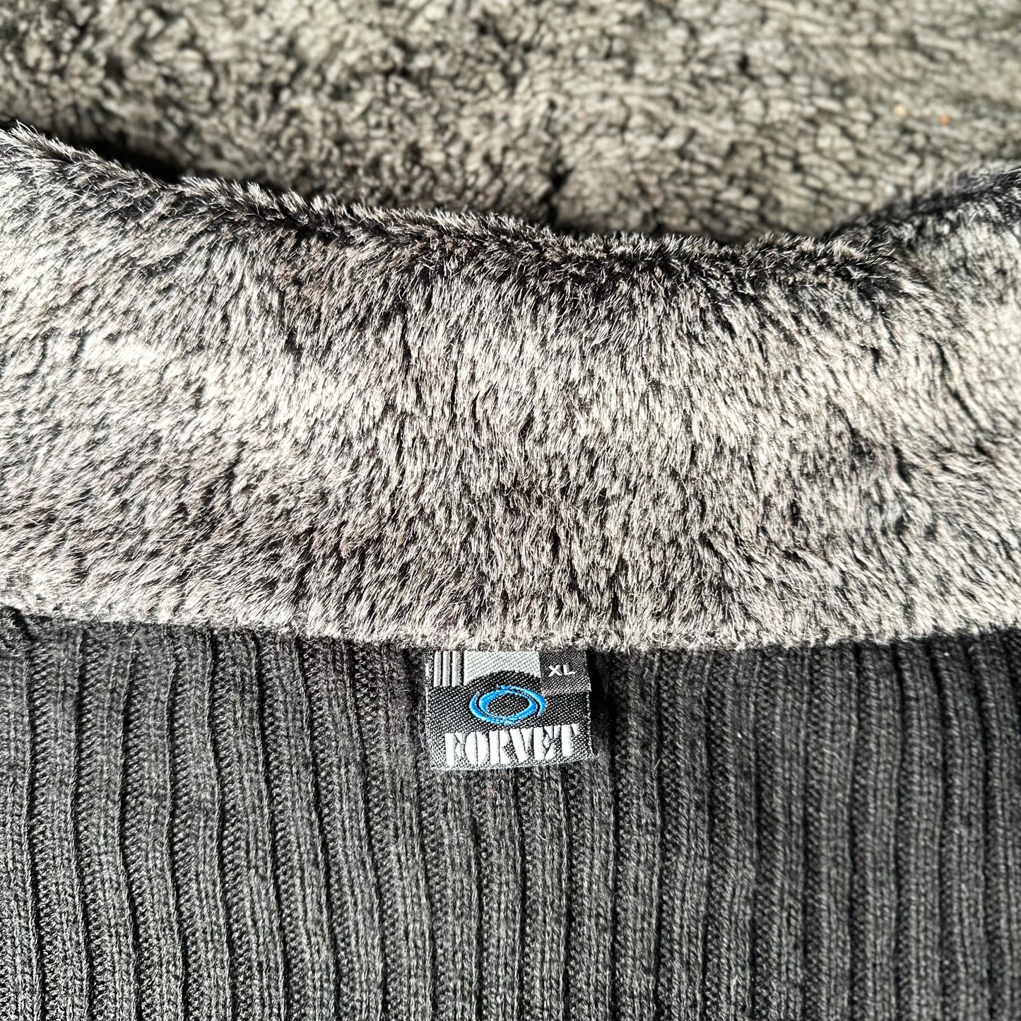 Jacket_other - Black & Gray - Size XL