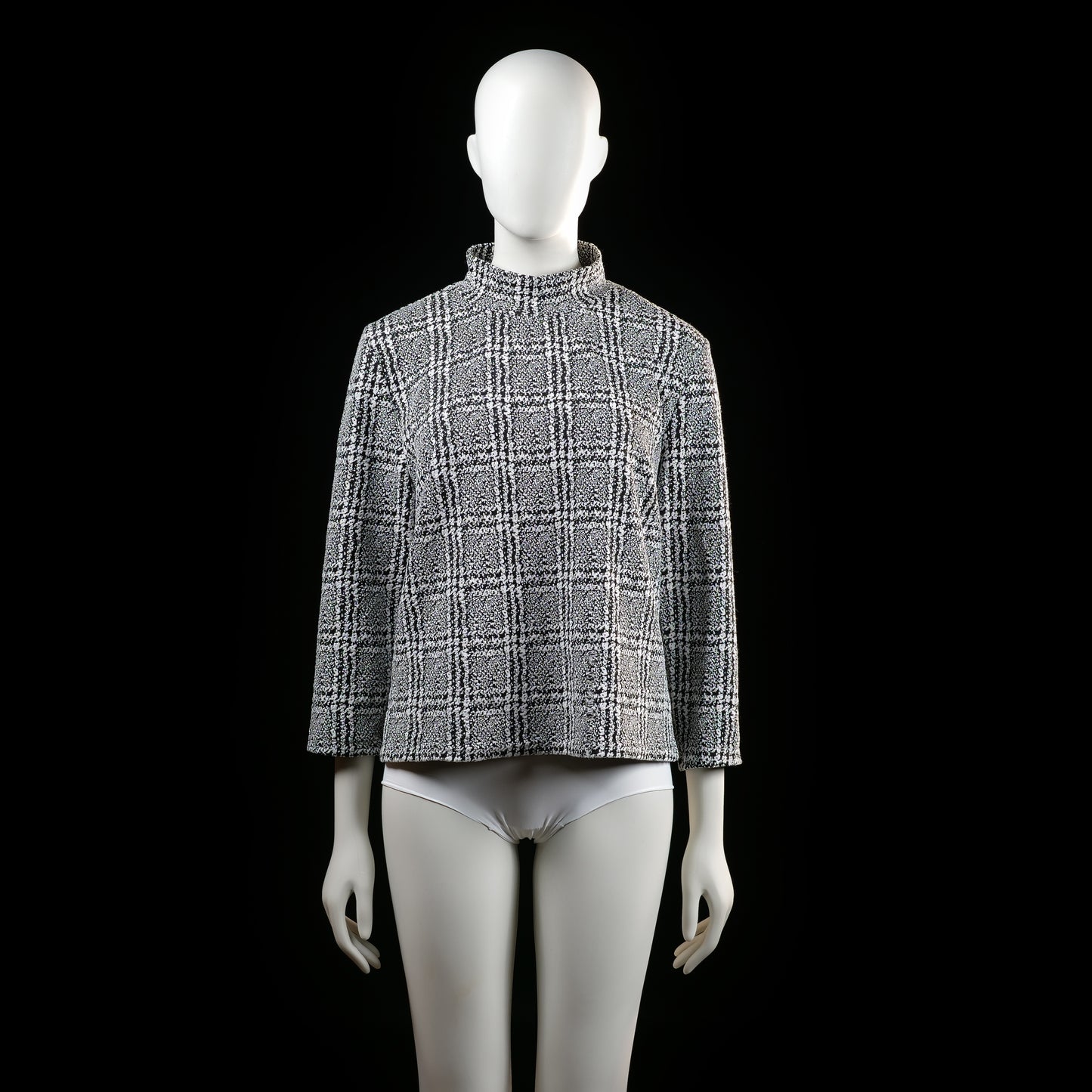 Flash Woman - Blouse - White & Black - Size L - Boxy long-sleeve top with a high mock neck and a black and white woven plaid pattern. Features a back zipper closure and straight hem.