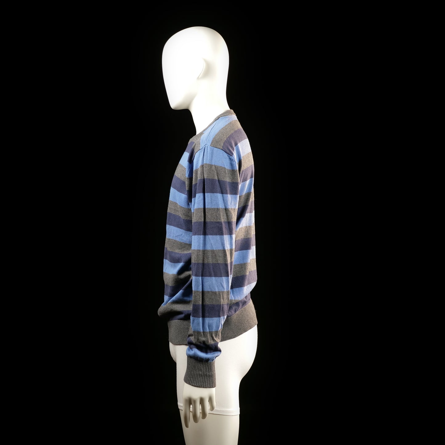 Sweater - Light Blue & Dark Gray - Size L