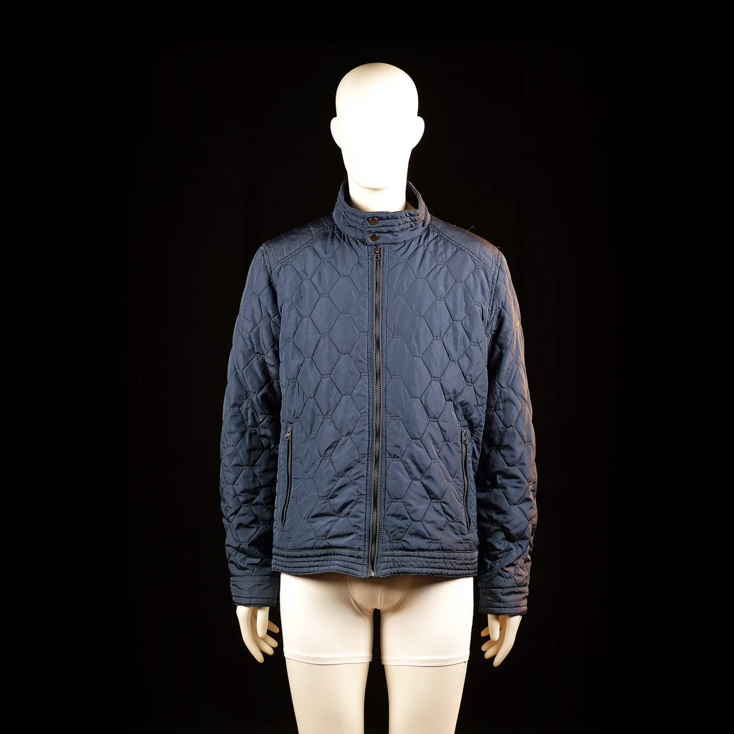 Izco - Padded jacket - Navy - Size L - Quilted jacket with diamond-shaped stitching pattern and a zip closure. Features a short stand collar with snap button and zippered side pockets.