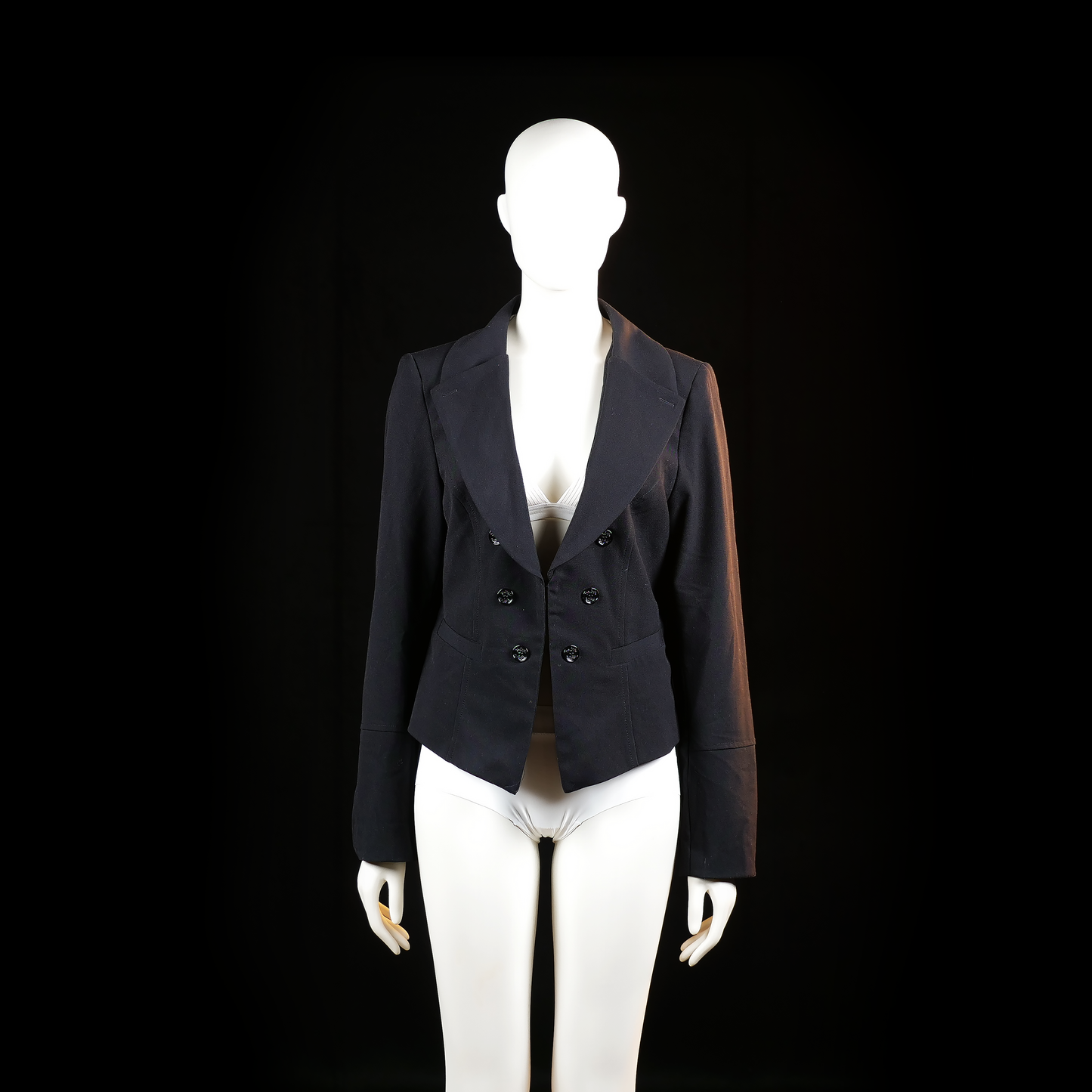 Lindex - Blazer - Black - Size 44 - Cropped double-breasted jacket with wide notched lapels and a pleated panel at the lower back. Features long sleeves and a structured fit.