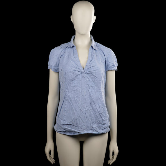 H&m mama - T-shirt - Light Blue & White - Size M - Light blue and white pinstripe top with a classic collar and a V-neck opening. Short sleeves with rolled plain cuffs and a straight hem.