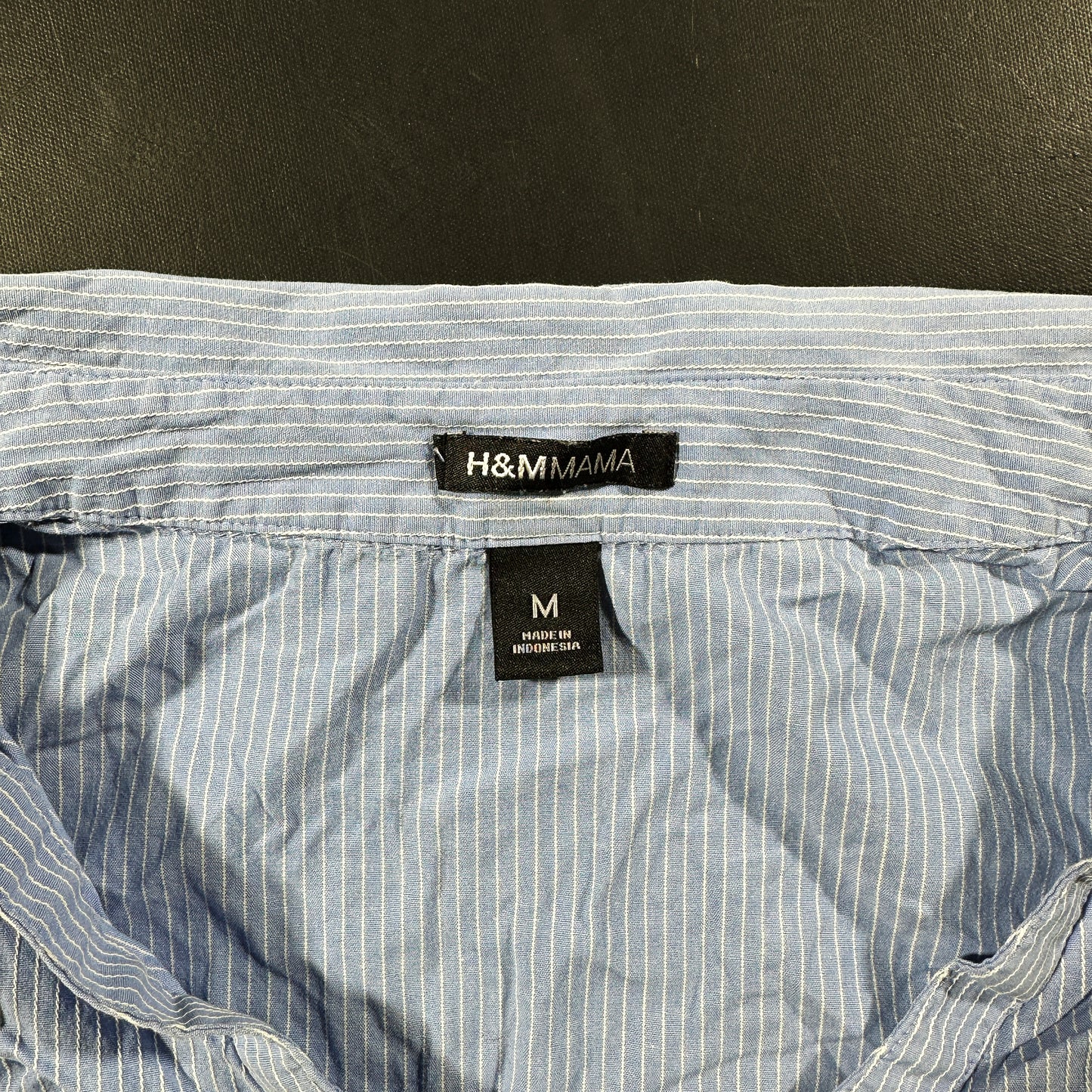 T-shirt - Light Blue & White - Size M