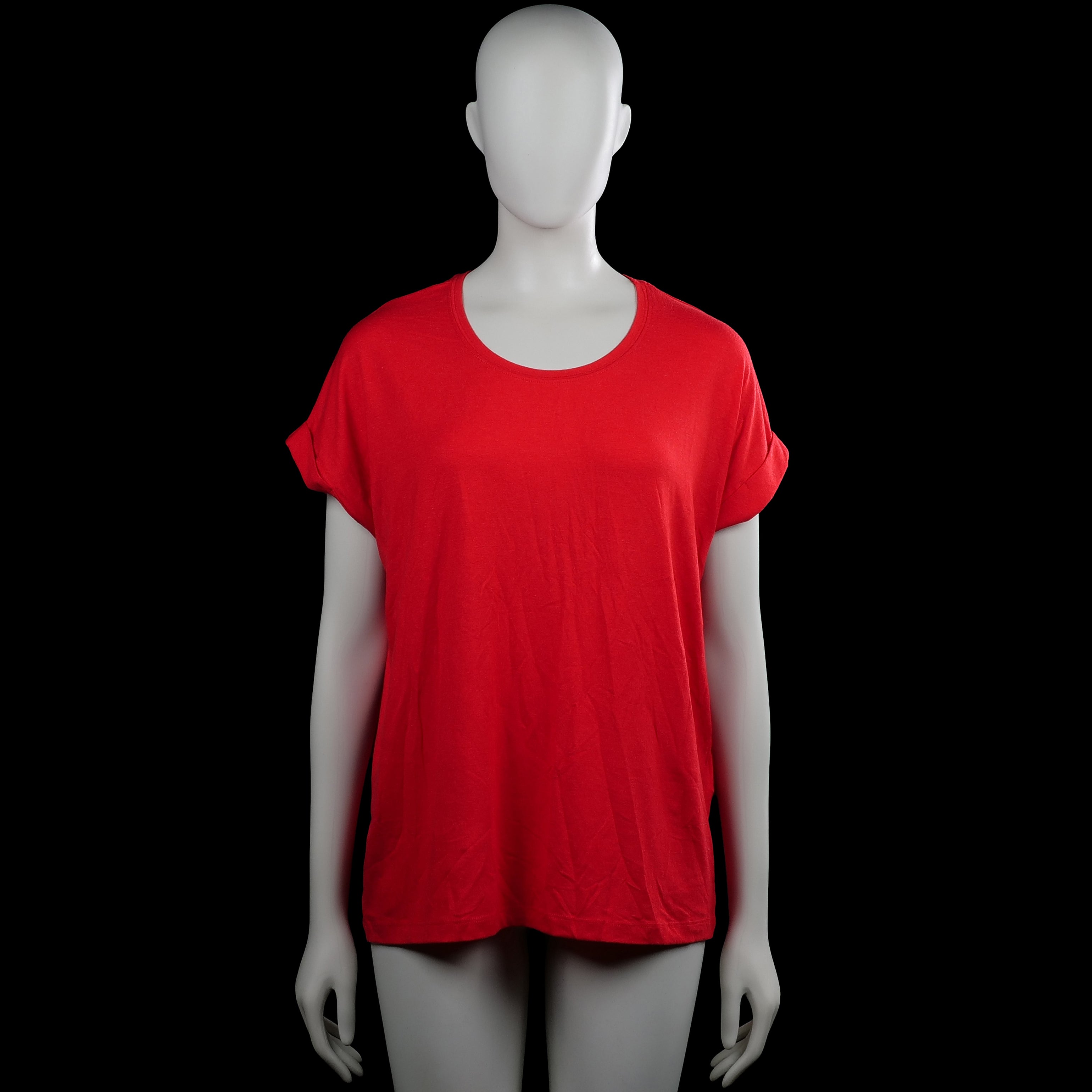 Only - T-shirt - Red - Size M - Red solid top with a round neckline and short sleeves with rolled cuffs. Straight hem with no visible closures.