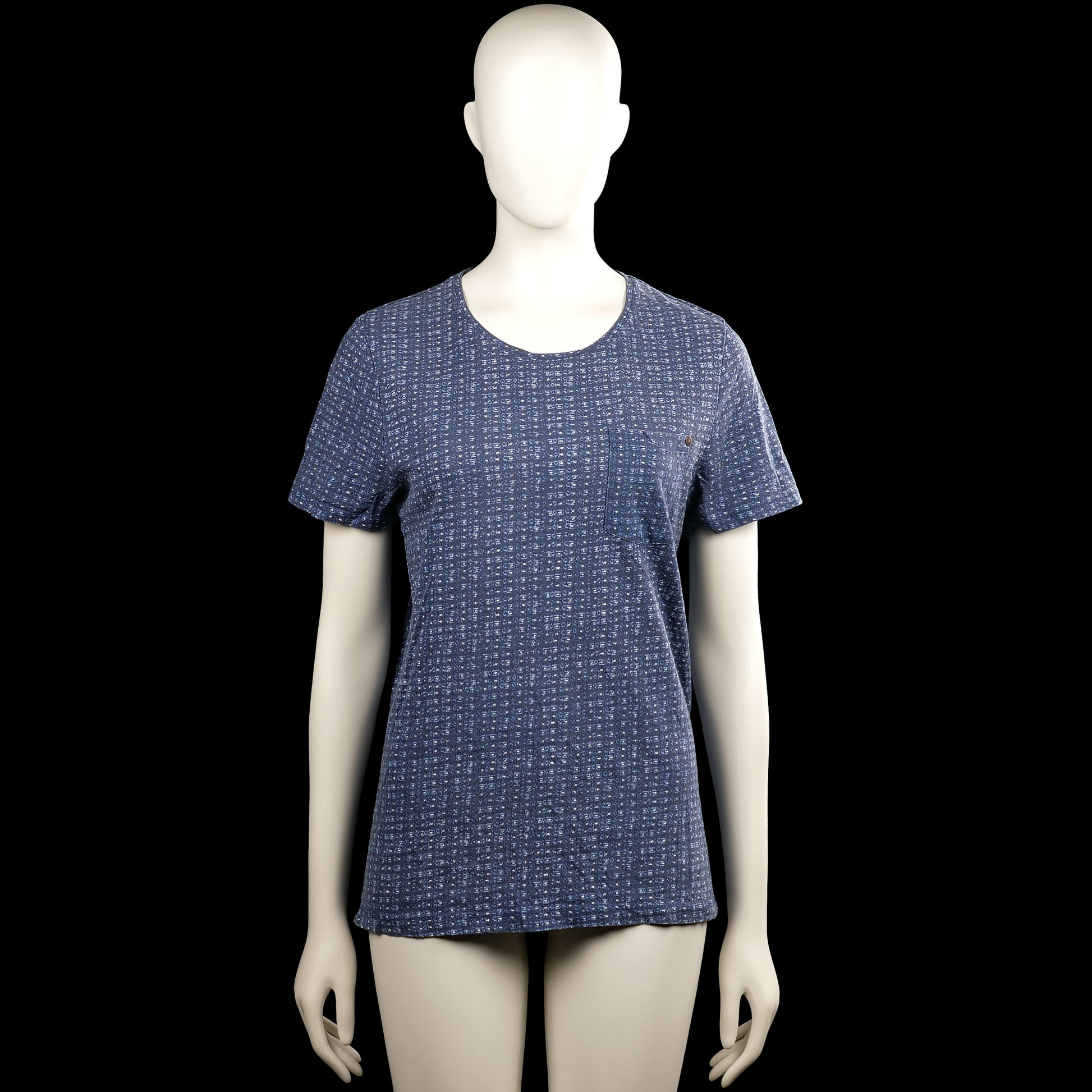 Blue ridge - T-shirt - Navy & White - Size M - Navy and white top with a round neck and short sleeves. Features an all-over small print pattern, a chest pocket with a small button, plain cuffs, and a straight hem.