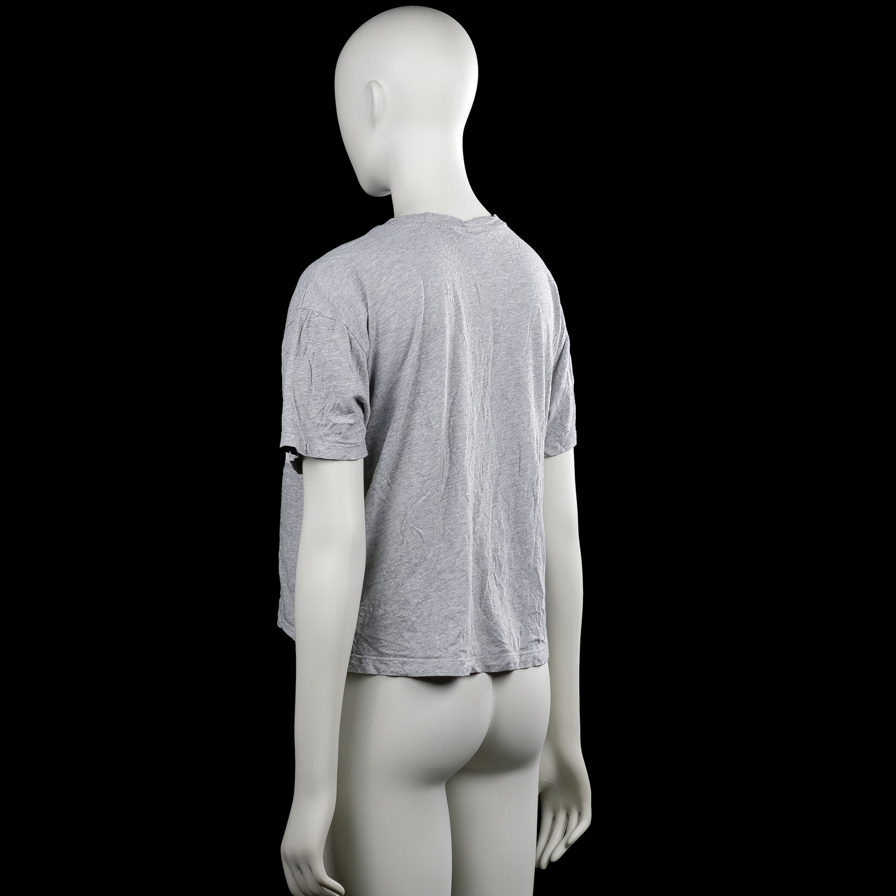 T-shirt - Light Gray & Black - Size 32