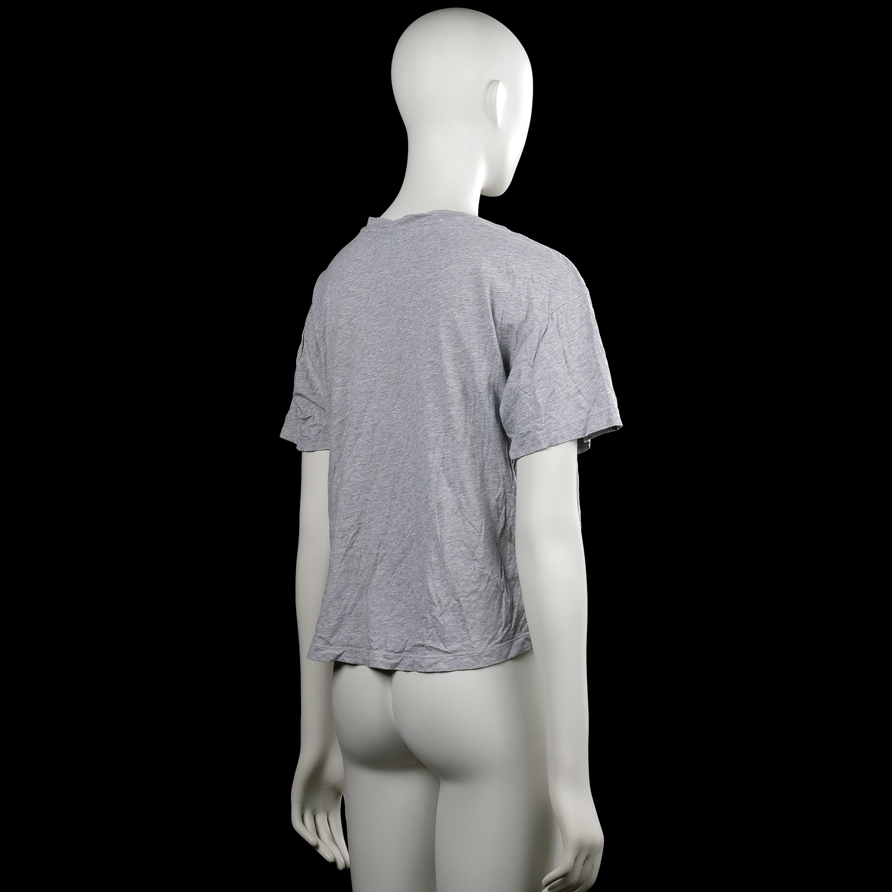 T-shirt - Light Gray & Black - Size 32