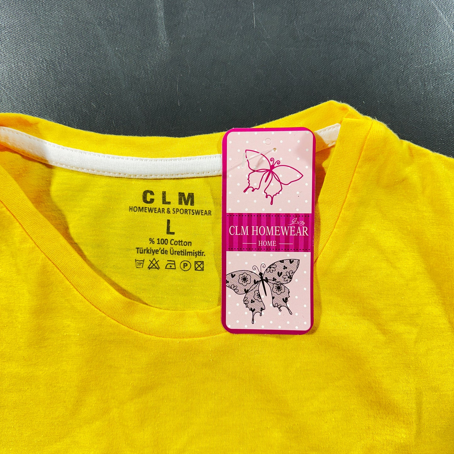 T-shirt - Yellow - Size L - (NEW)