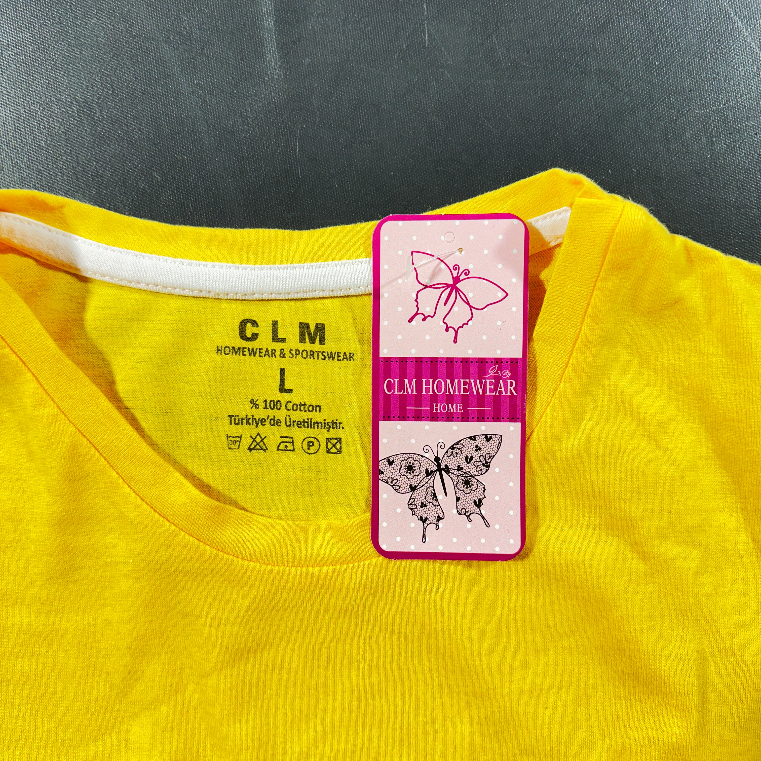 T-shirt - Yellow - Size L - (NEW)