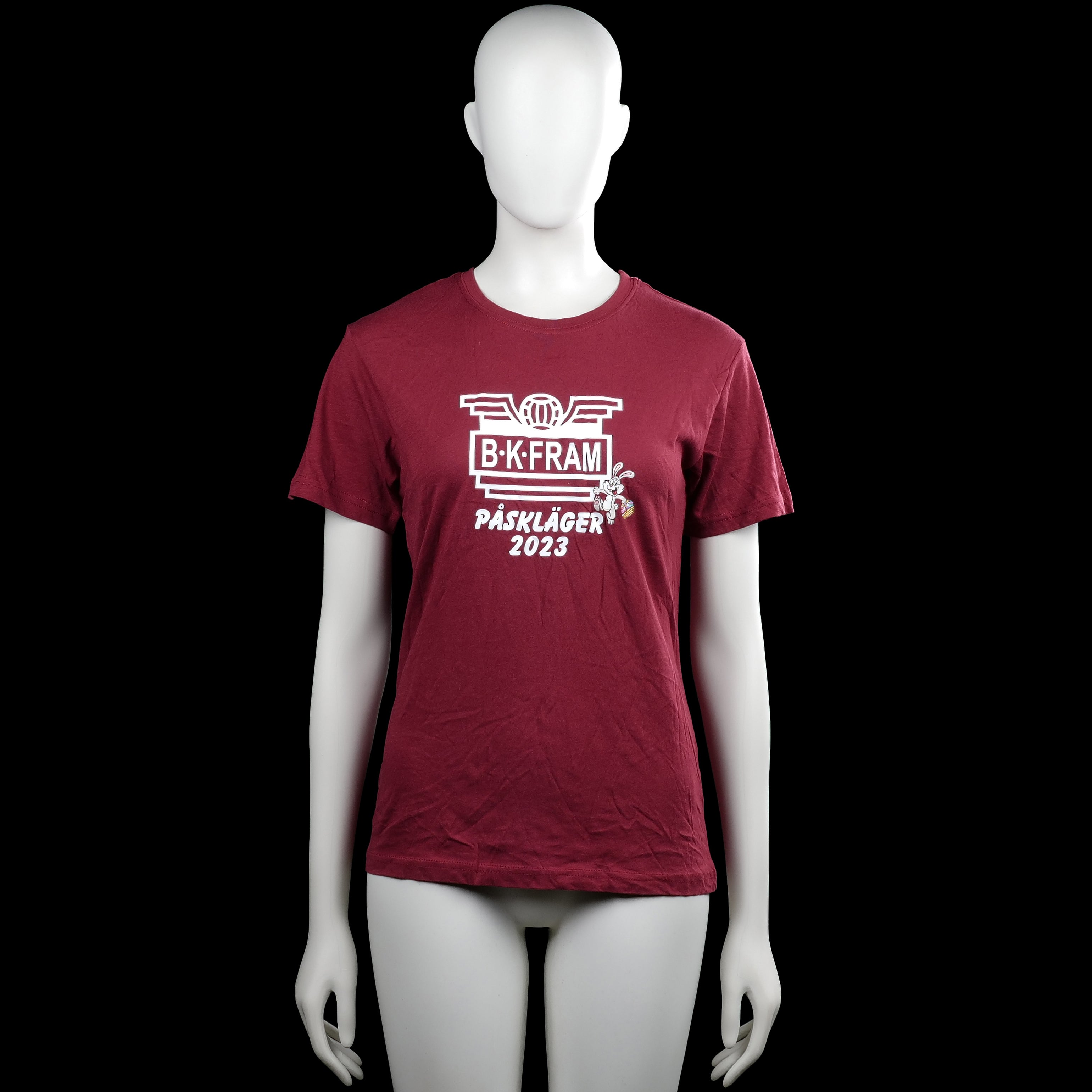 Clique - T-shirt - Burgundy - Size 150, 160 - Burgundy short-sleeve T-shirt with a round neck and straight hem. Features white graphic text print on the front and a white printed grid design with text on the back.