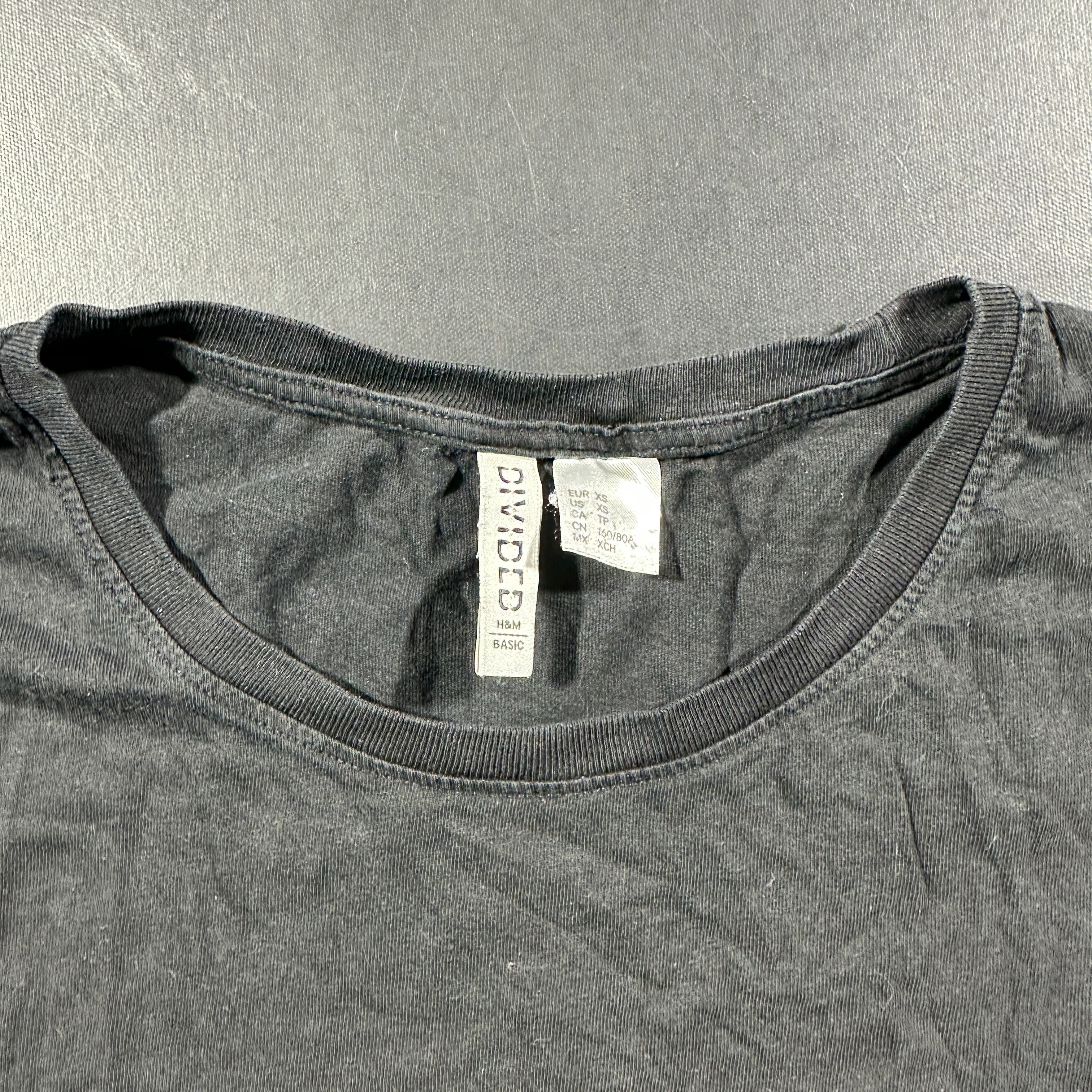 T-shirt - Charcoal - Size XS