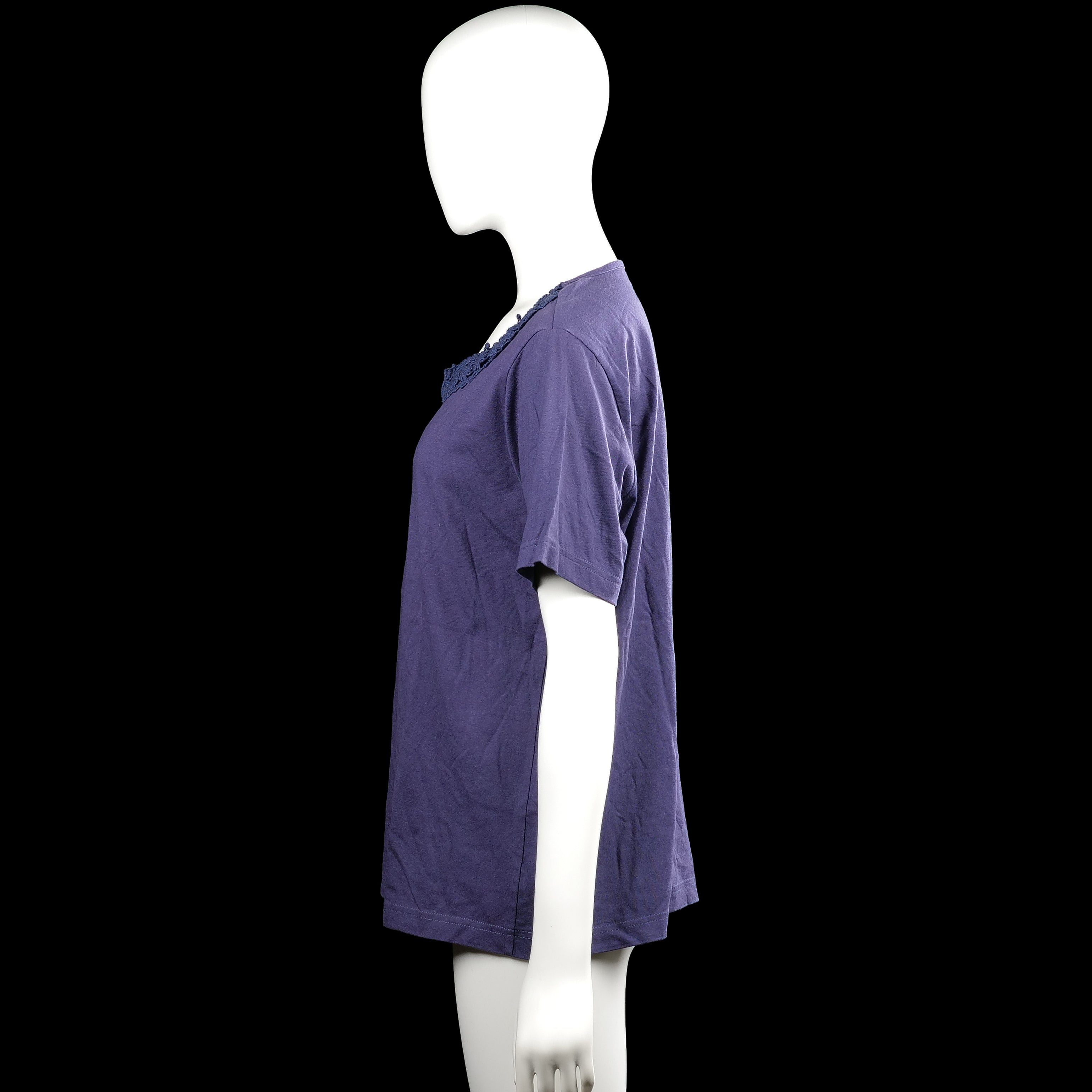 T-shirt - Purple - Size 44