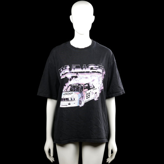 Runge - T-shirt - Black - Size XL - Black short-sleeve T-shirt with a round neck and straight hem. Features a large graphic print on the front.